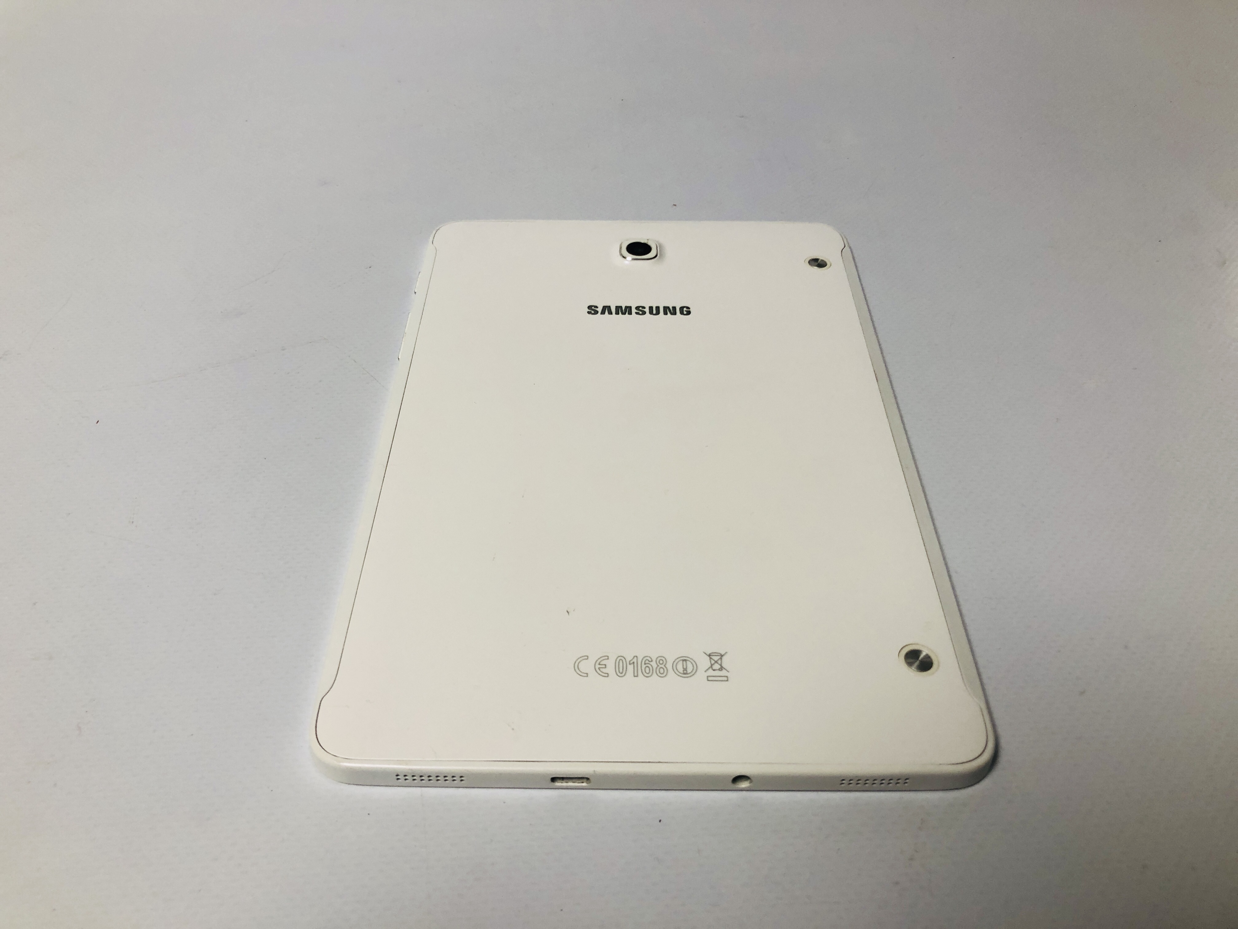 SAMSUNG GALAXY TAB S2 TABLET MODEL SM - T710 - SOLD AS SEEN - Image 4 of 6