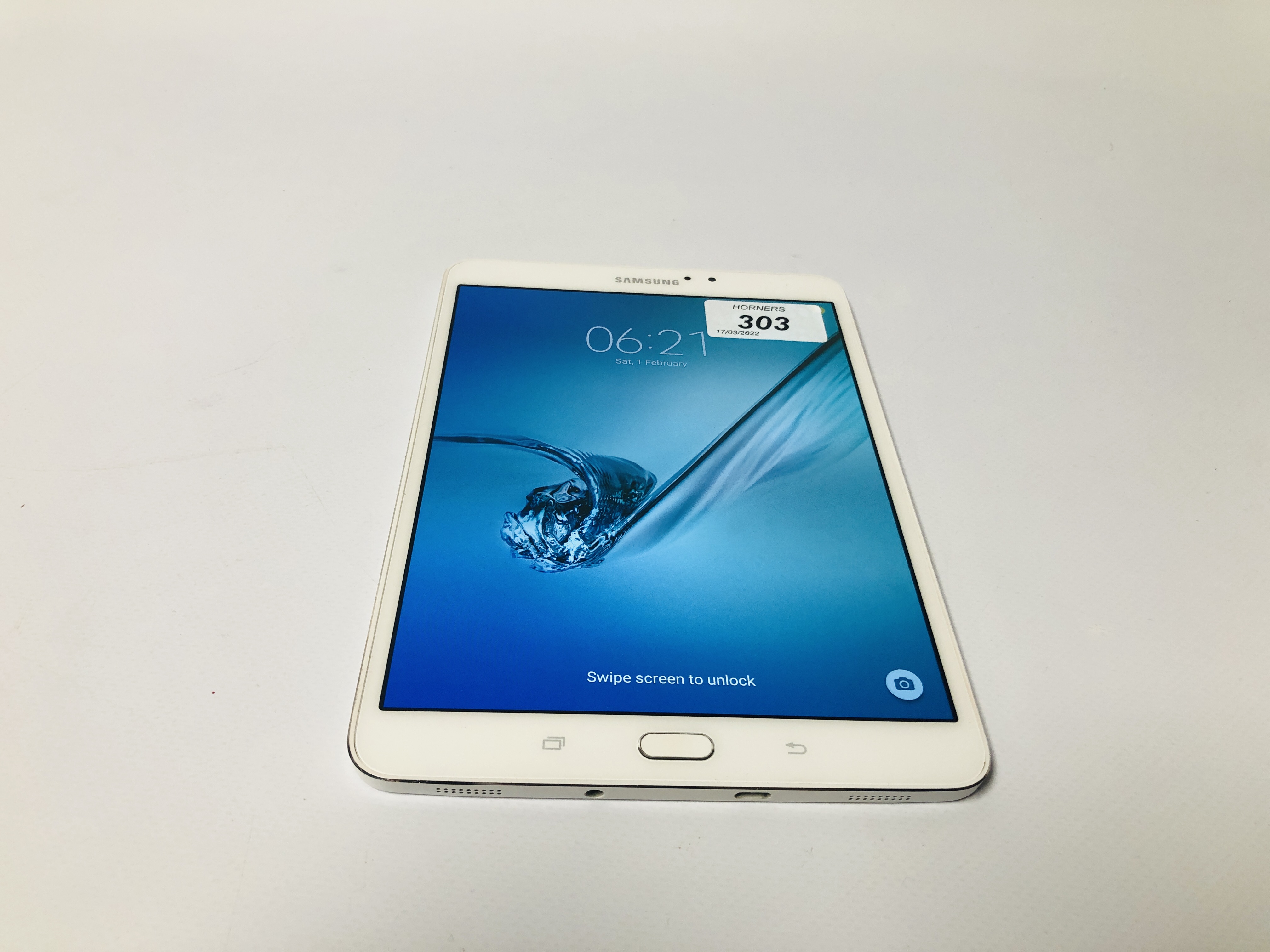 SAMSUNG GALAXY TAB S2 TABLET MODEL SM - T710 - SOLD AS SEEN - Image 2 of 6