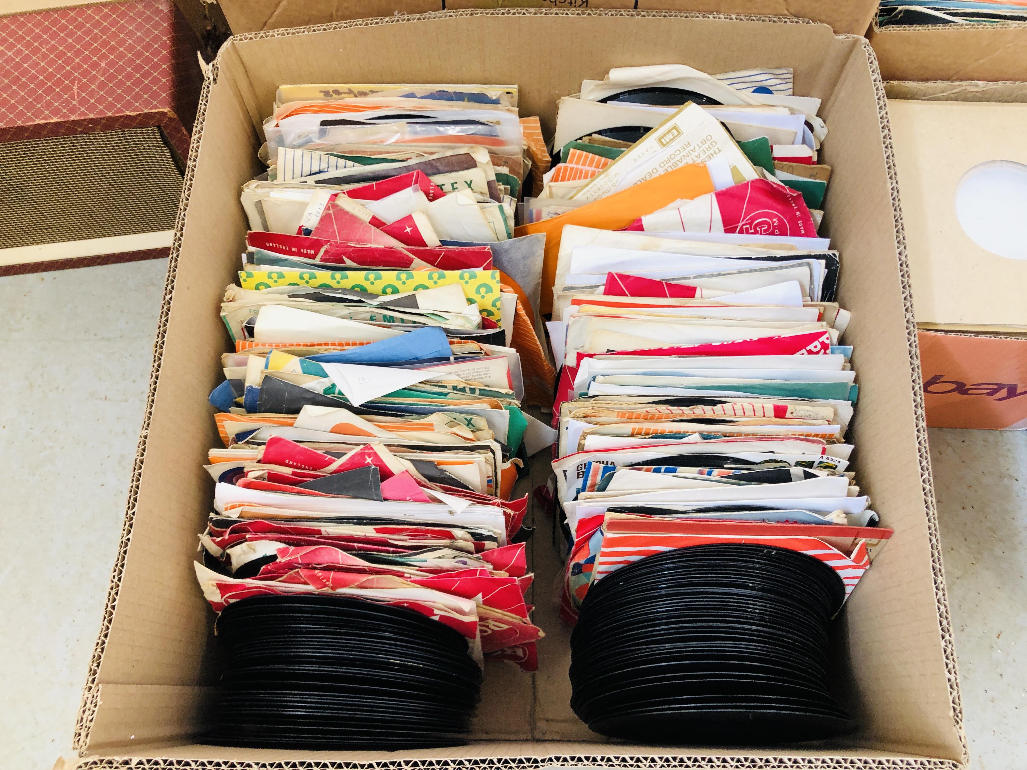 5 BOXES CONTAINING A LARGE ASSORTMENT OF 45RPM RECORDS VARIOUS ARTISTS AND GENRES - Image 4 of 8