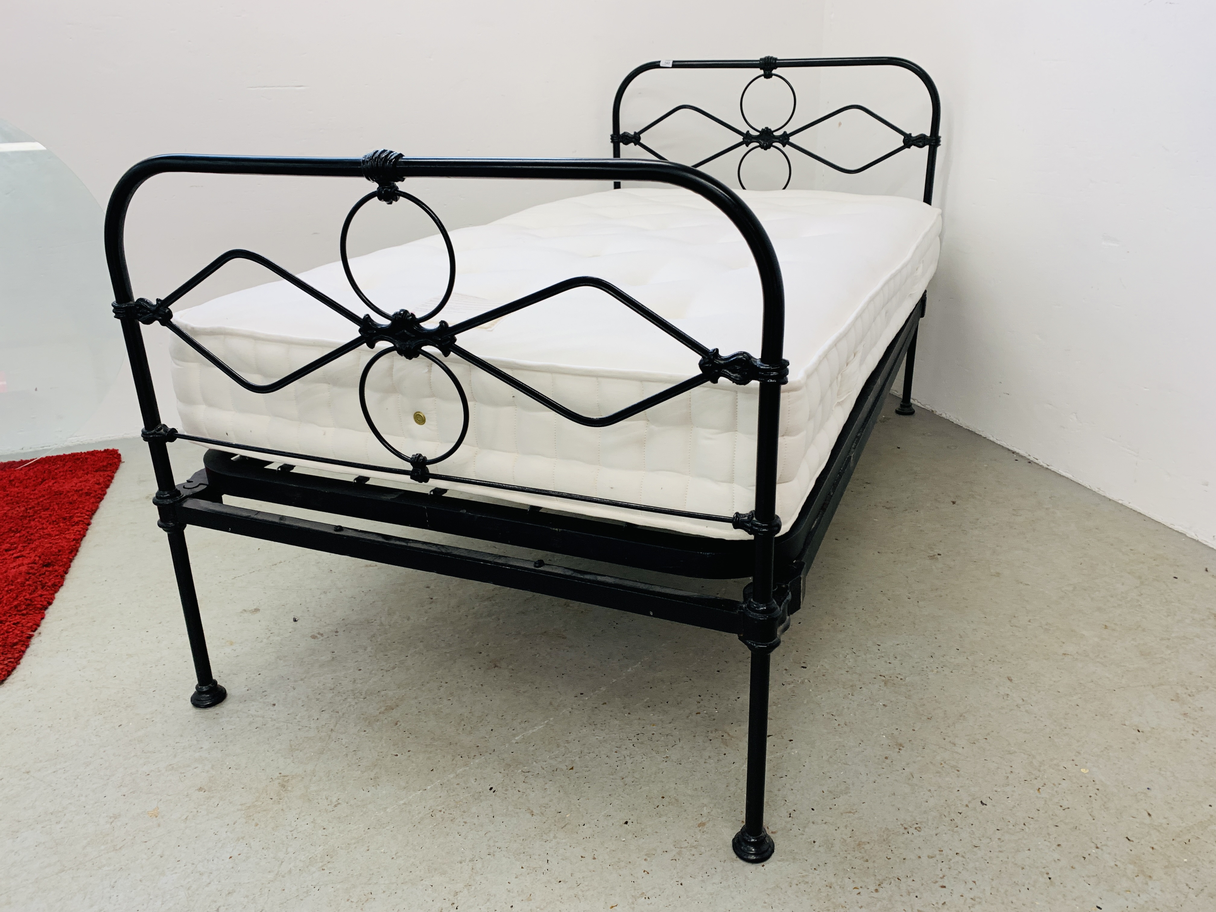 A VICTORIAN STYLE SINGLE IRON FRAMED BEDSTEAD WITH JOHN LEWIS LUXURY MATTRESS. - Image 2 of 16