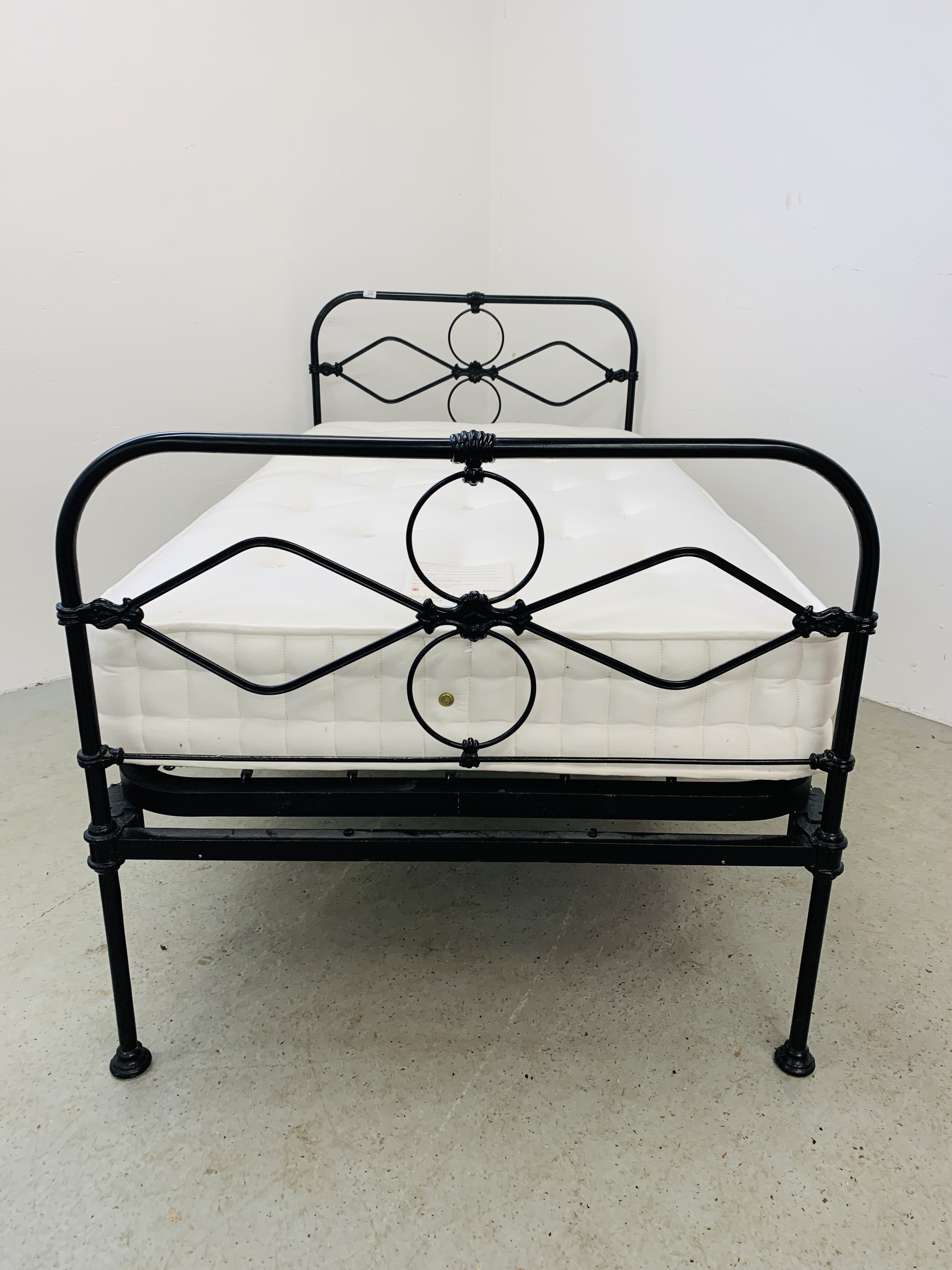 A VICTORIAN STYLE SINGLE IRON FRAMED BEDSTEAD WITH JOHN LEWIS LUXURY MATTRESS.