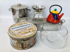 COLLECTION OF KITCHENALIA TO INCLUDE HANSON SCALES, GRADUATED TINS, PITCH ENAMELLED KETTLE,