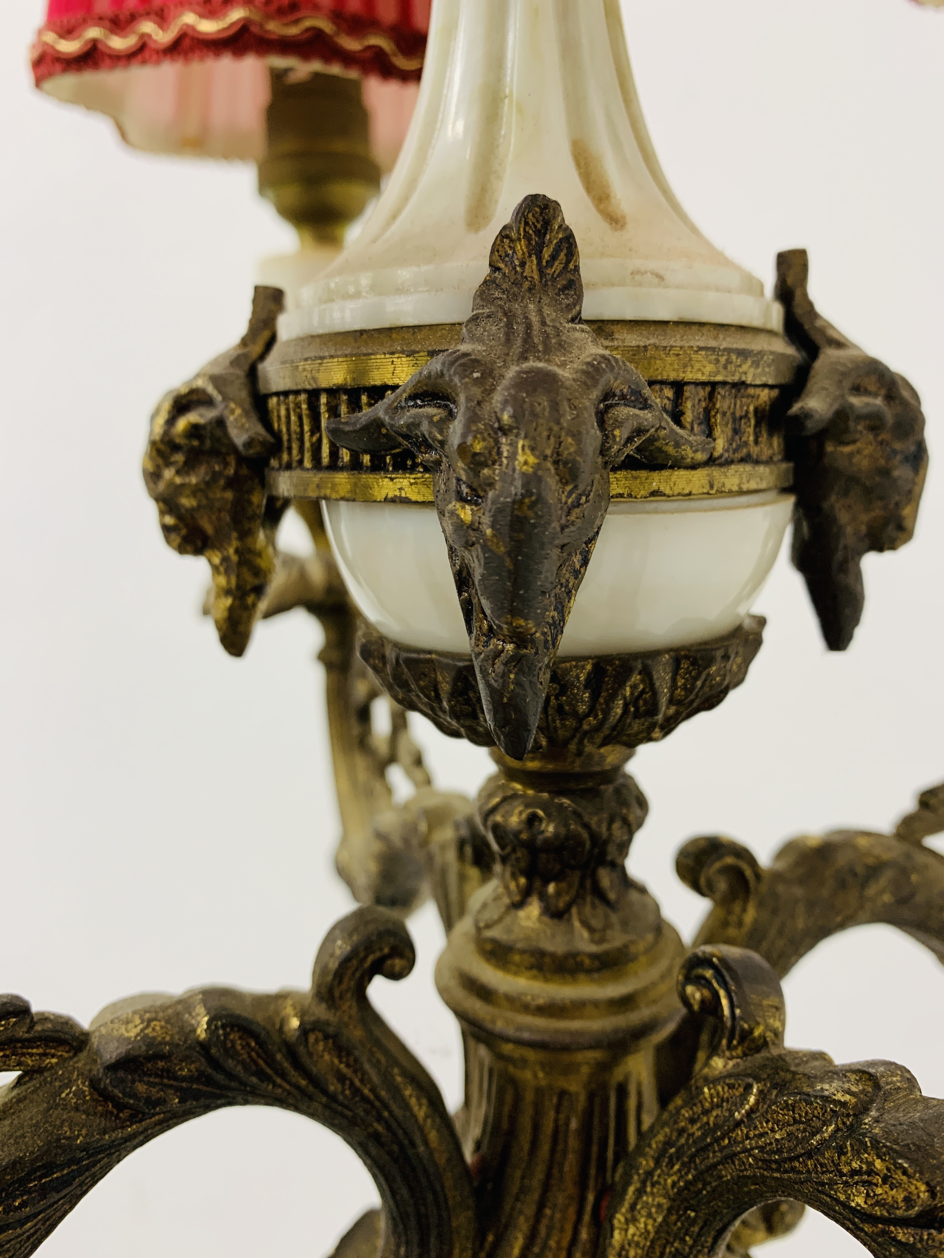 A CORINTHIAN COLUMN FLOOR STANDING FIVE BRANCH LAMP STANDARD THE BASE WITH MARBLE PLATFORM AND CLAW - Image 5 of 16