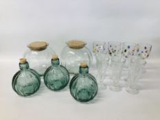 5 X DESIGNER CLEAR GLASS STORAGE CONTAINERS WITH CORK TOPS ALONG WITH A SET OF 6 LA ROCHERE SUNDAE