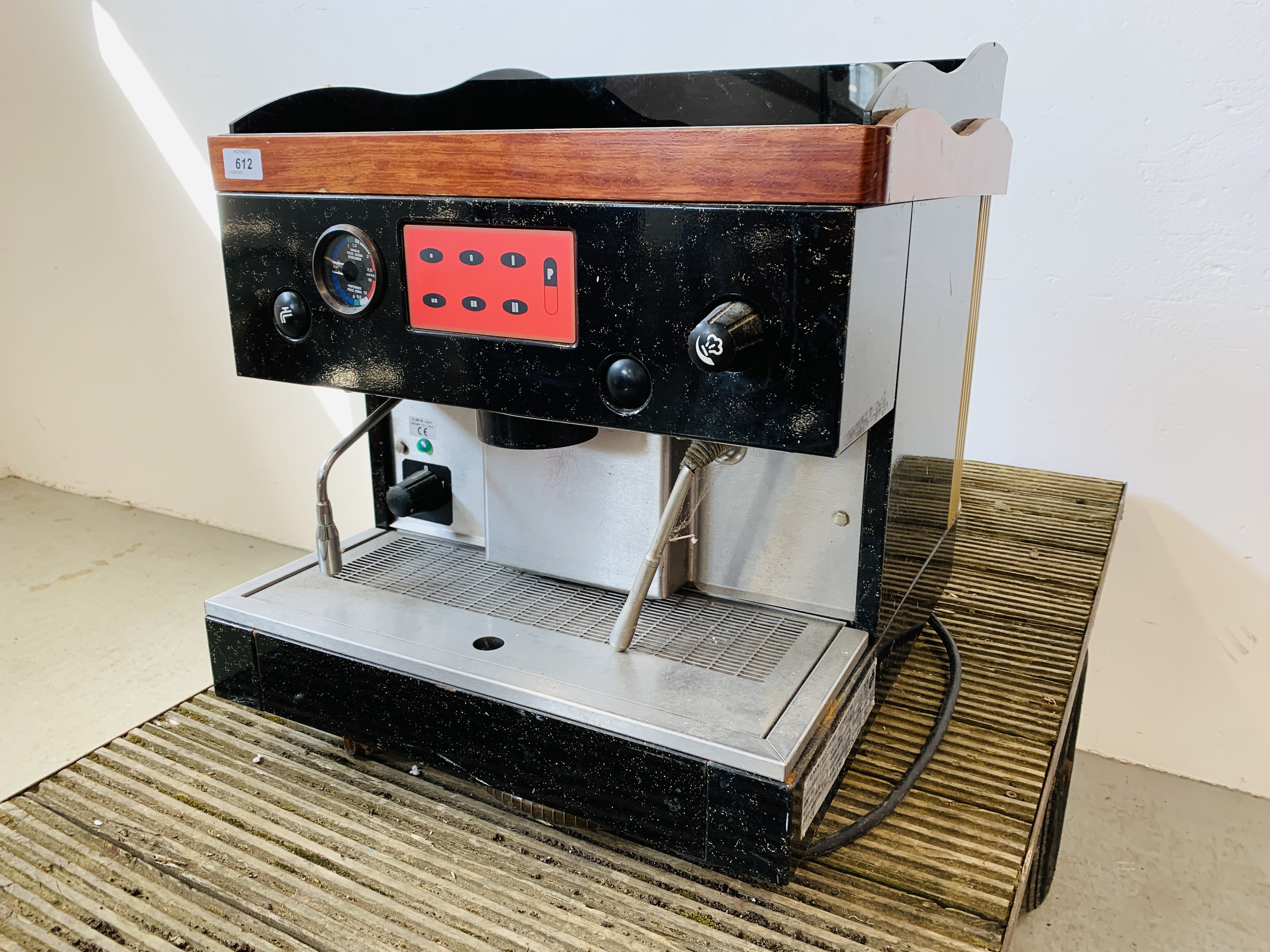 D.E.C.S ESPRESSO COFFEE MACHINE MODEL SAE.1 - SOLD AS SEEN.