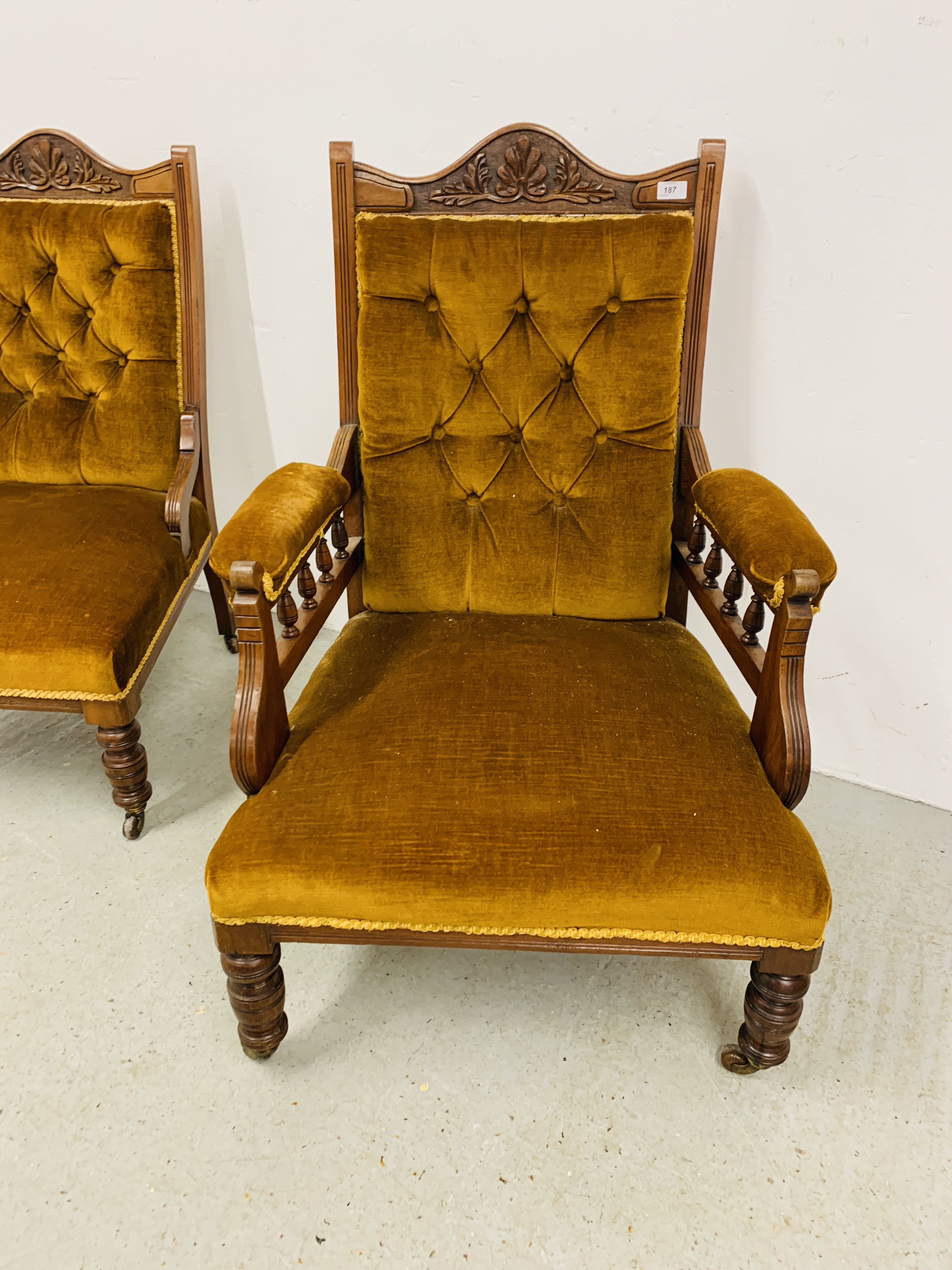 A SET OF EDWARDIAN MAHOGANY FRAMED LADIES AND GENTLEMANS EASY CHAIRS - GOLD VELOUR UPHOLSTERY - Image 2 of 15