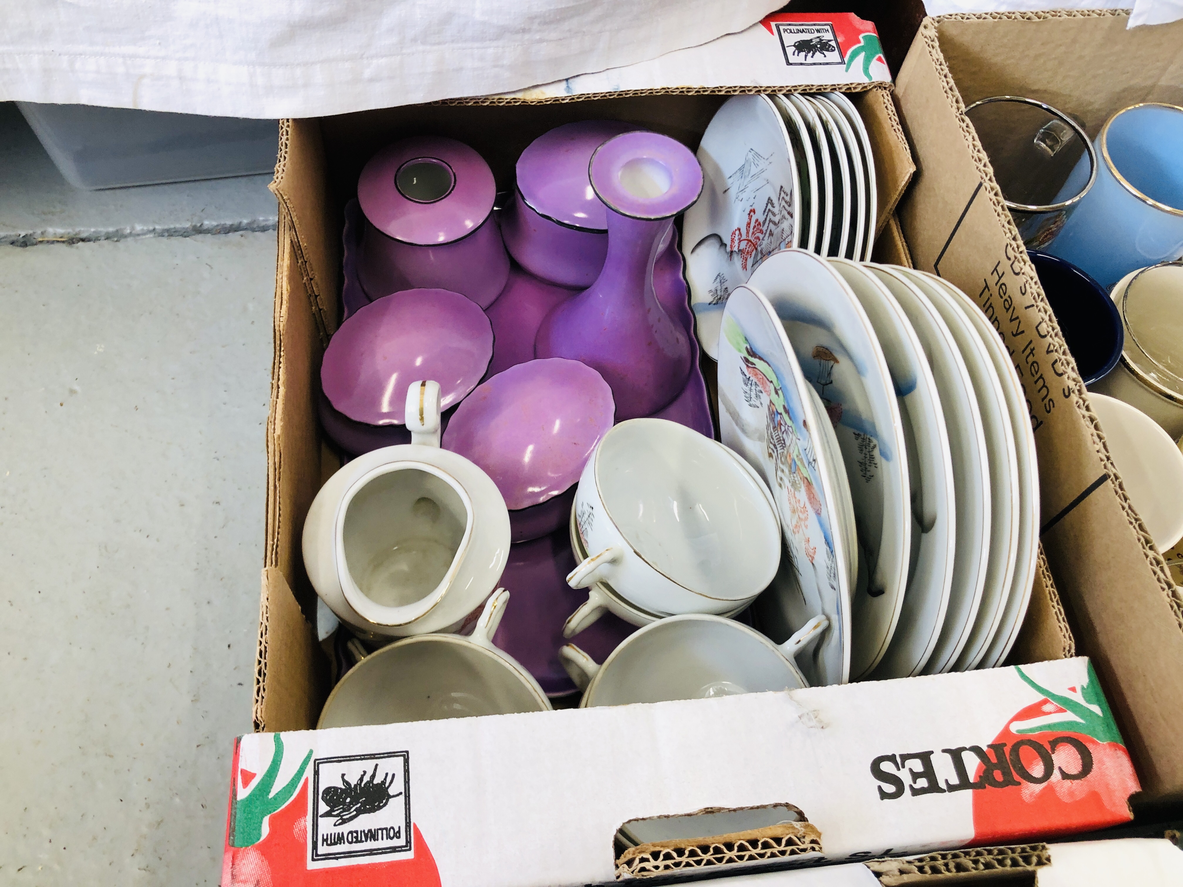 9 X BOXES OF ASSORTED CHINA TO INCLUDE ORIENTAL EGG SHELL TEA WARE, DRESSING TABLE SETS, - Image 3 of 13