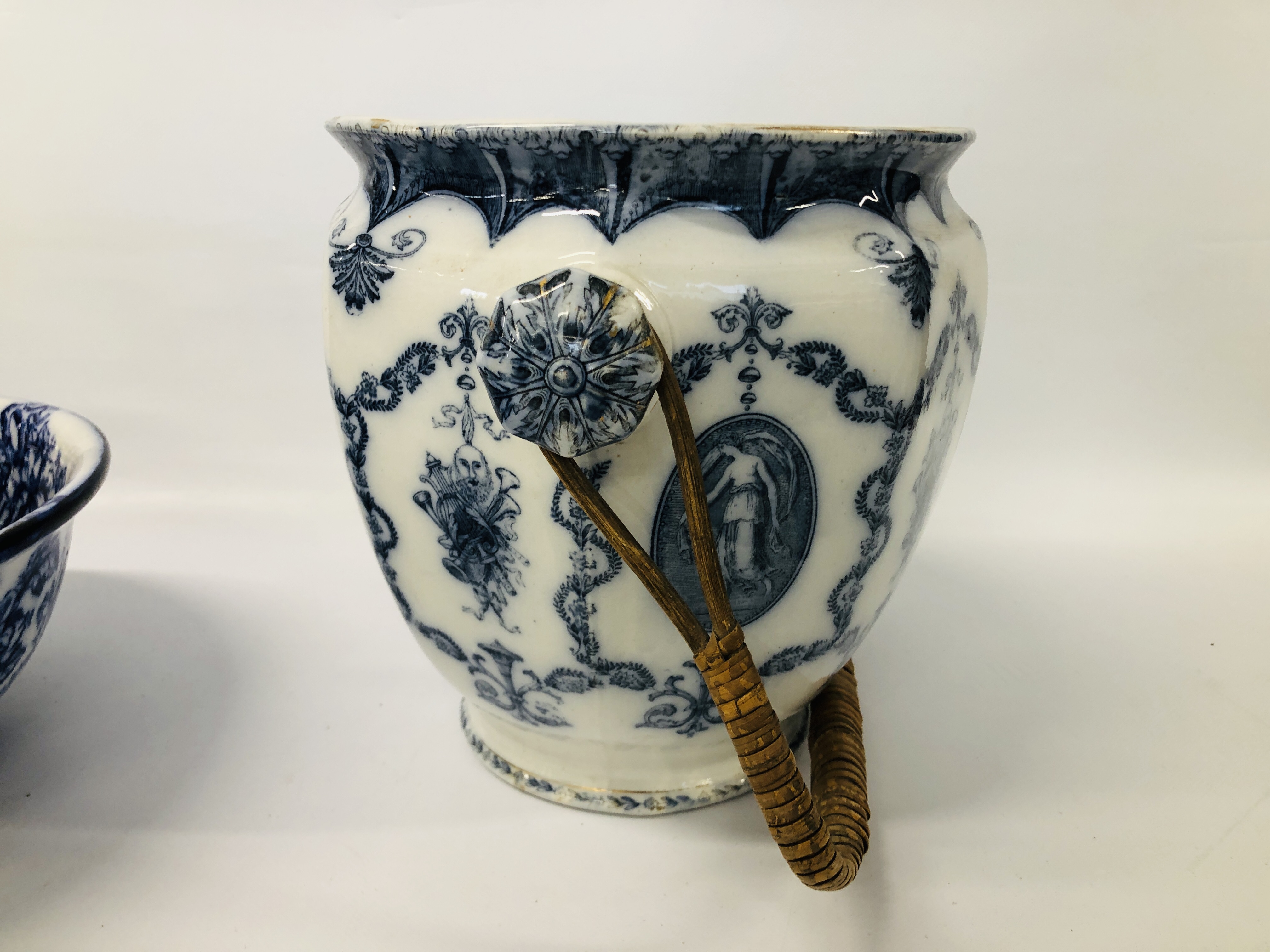 LOSOL WARE "CAVENDISH" BLUE AND WHITE ROSE DECORATED WASH JUG AND BOWL ALONG WITH A "BOOTHS" - Image 3 of 11