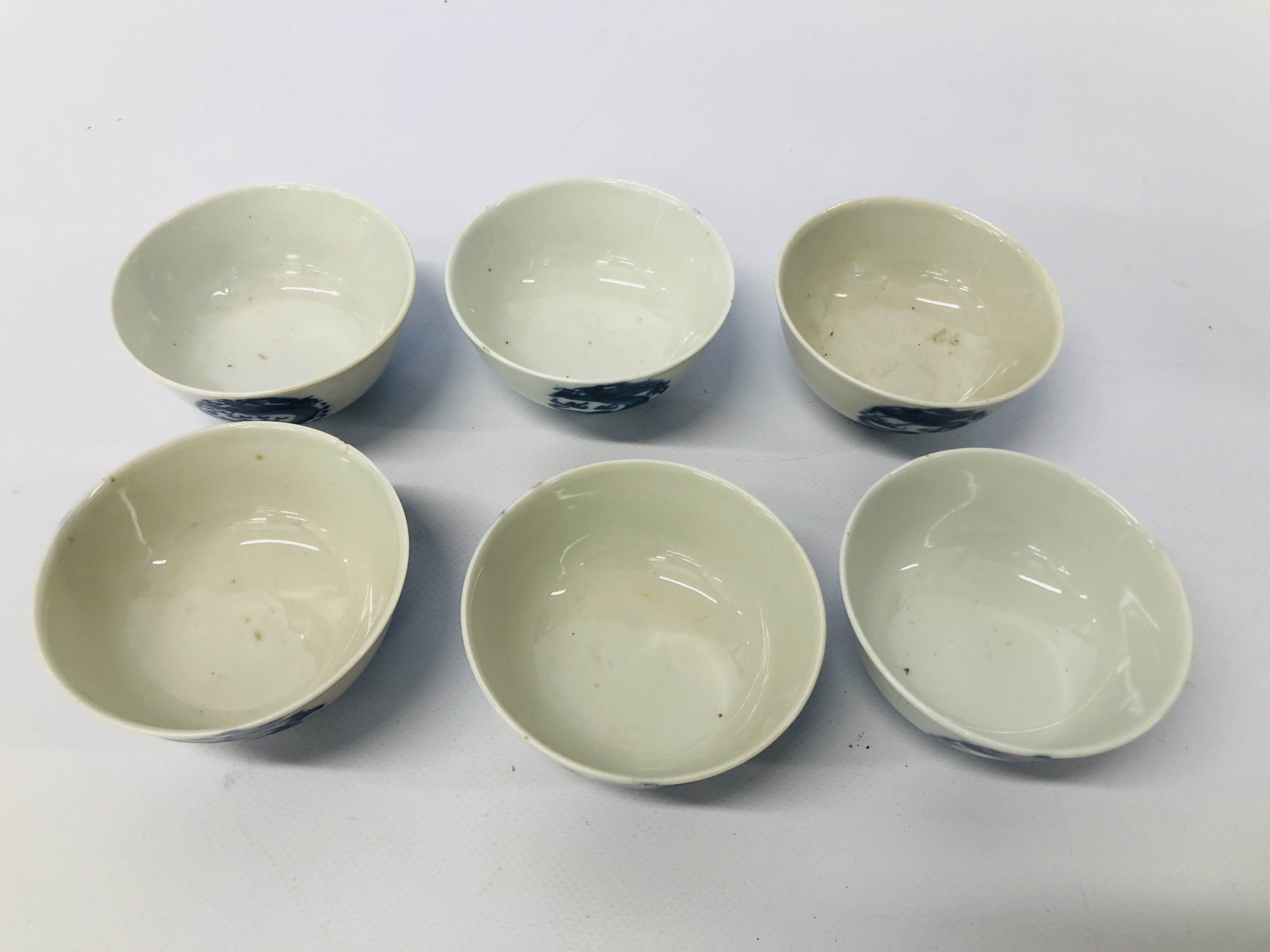 A COLLECTION OF SIX BLUE AND WHITE ORIENTAL TEA BOWLS, BLUE AND WHITE CHINESE VASES H 32CM, - Image 20 of 21