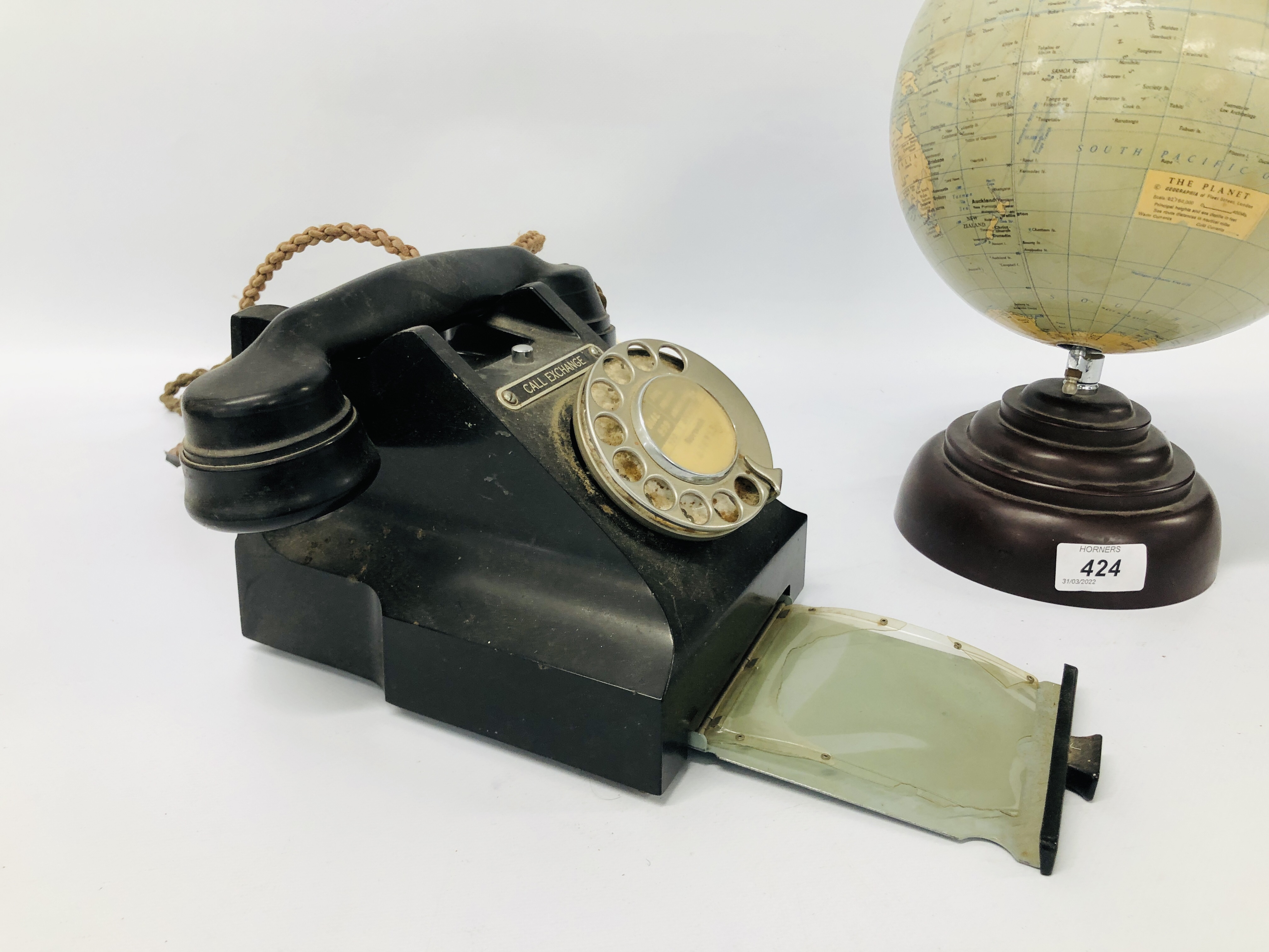 VINTAGE GLOBE GEOGRAPHIA OF FLEET STREET LONDON ALONG WITH A VINTAGE CALL EXCHANGE TELEPHONE - Image 5 of 12