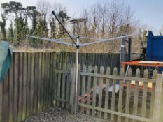 OUTDOOR ROTARY WASHING LINE