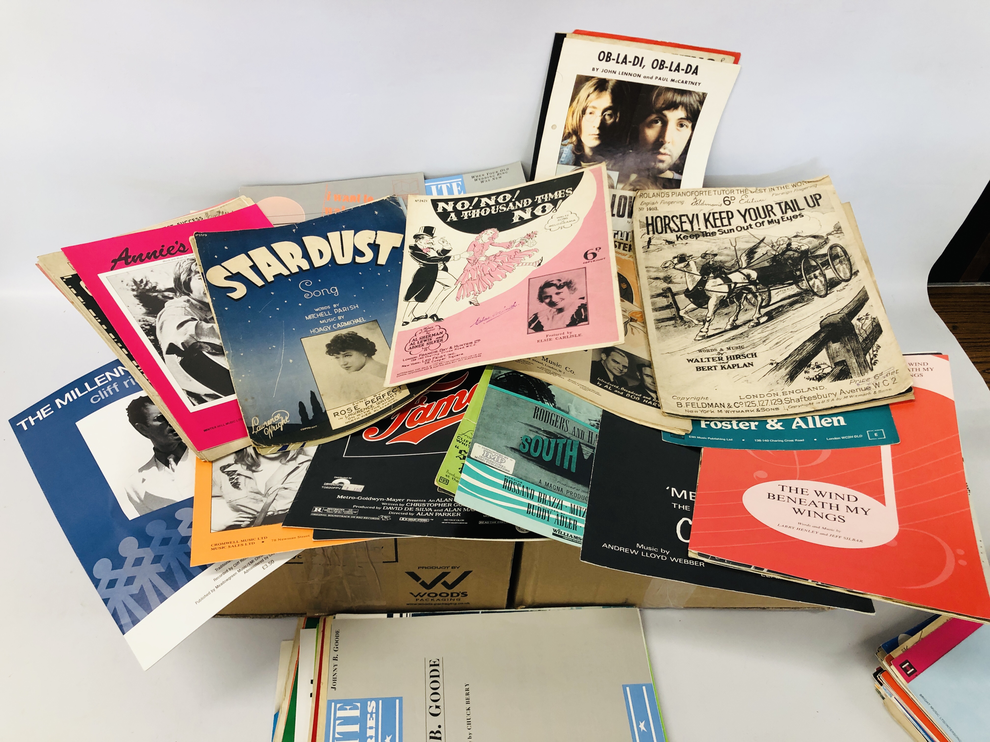 TWO BOXES CONTAINING SHEET MUSIC TO INCLUDE MAINLY POPULAR MUSIC - BEATLES, ETC. - Image 3 of 4