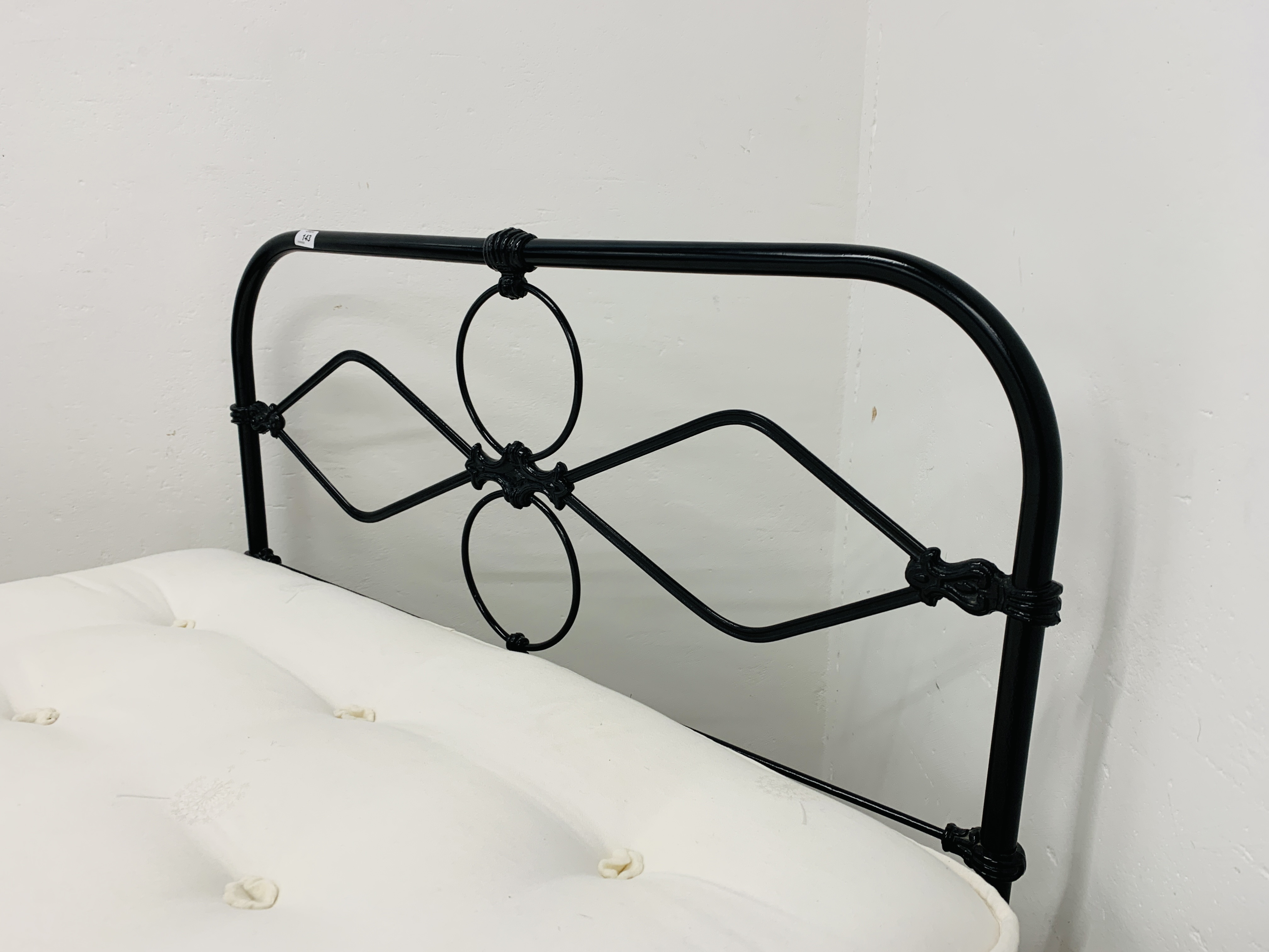 A VICTORIAN STYLE SINGLE IRON FRAMED BEDSTEAD WITH JOHN LEWIS LUXURY MATTRESS. - Image 12 of 16