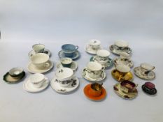 COLLECTION OF 18 ASSORTED CABINET CUPS AND SAUCERS TO INCLUDE DELFT, ROYAL ALBERT, DUCHESS,