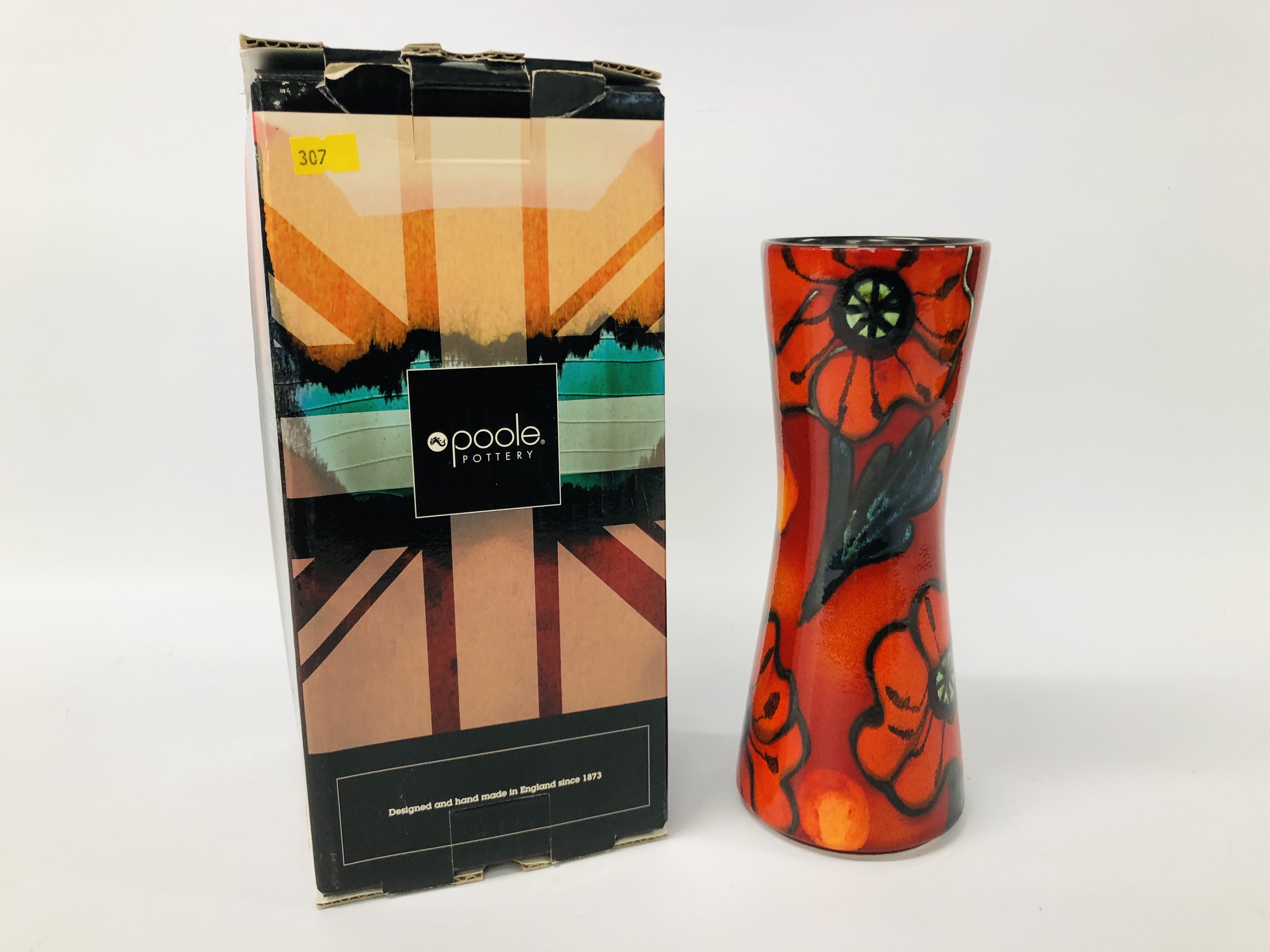 A POOLE POTTERY 'POPPYFIELD' HOURGLASS 24CM VASE WITH ORIGINAL BOX. - Image 6 of 6