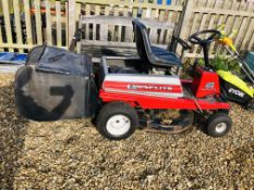 MTD LAWNFLITE MODEL 504 RIDE ON LAWN MOWER WITH GRASS COLLECTOR (8HP, 30 INCH CUT) - SOLD AS SEEN.