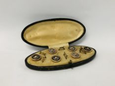 VINTAGE YELLOW METAL BUTTON SET IN ORIGINAL FITTED BOX