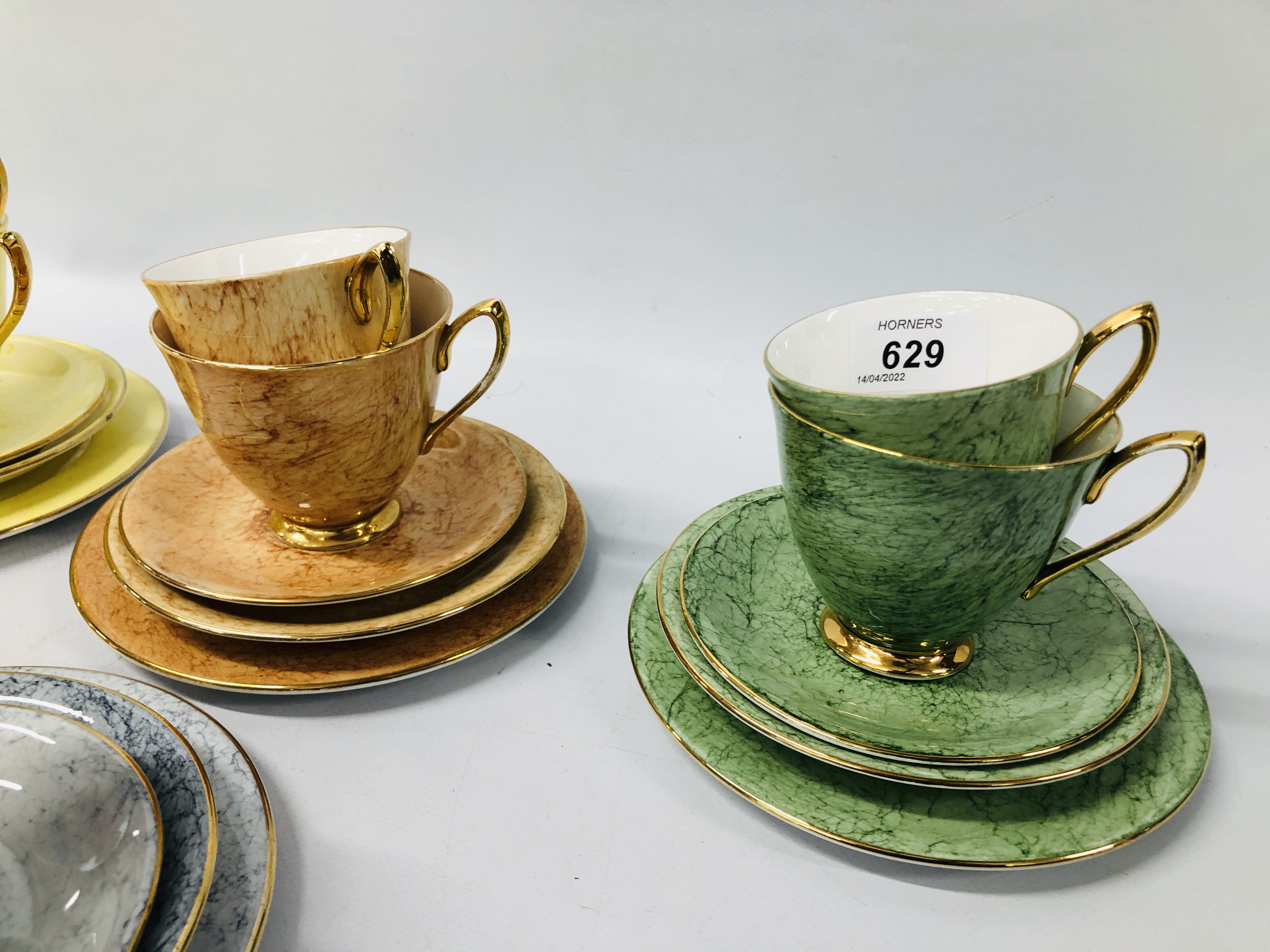 COLLECTION OF ROYAL ALBERT GOSSAMER CUPS AND SAUCERS (APPROC. - Image 5 of 7