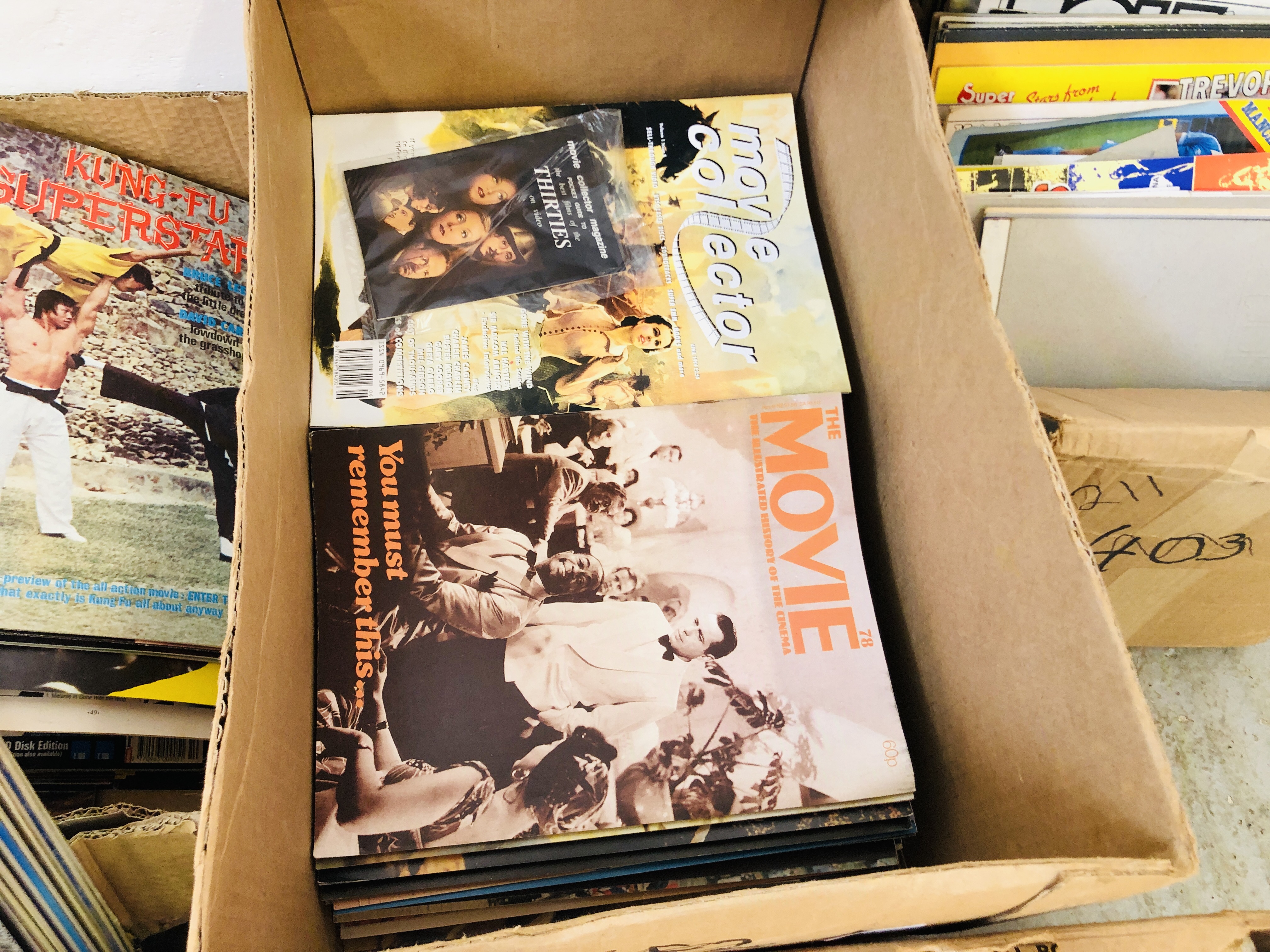 A COLLECTION OF MAGAZINES TO INCLUDE A QUANTITY OF MOVIE RELATED MAGAZINES INCLUDING SOME FOLD OUT - Image 5 of 7