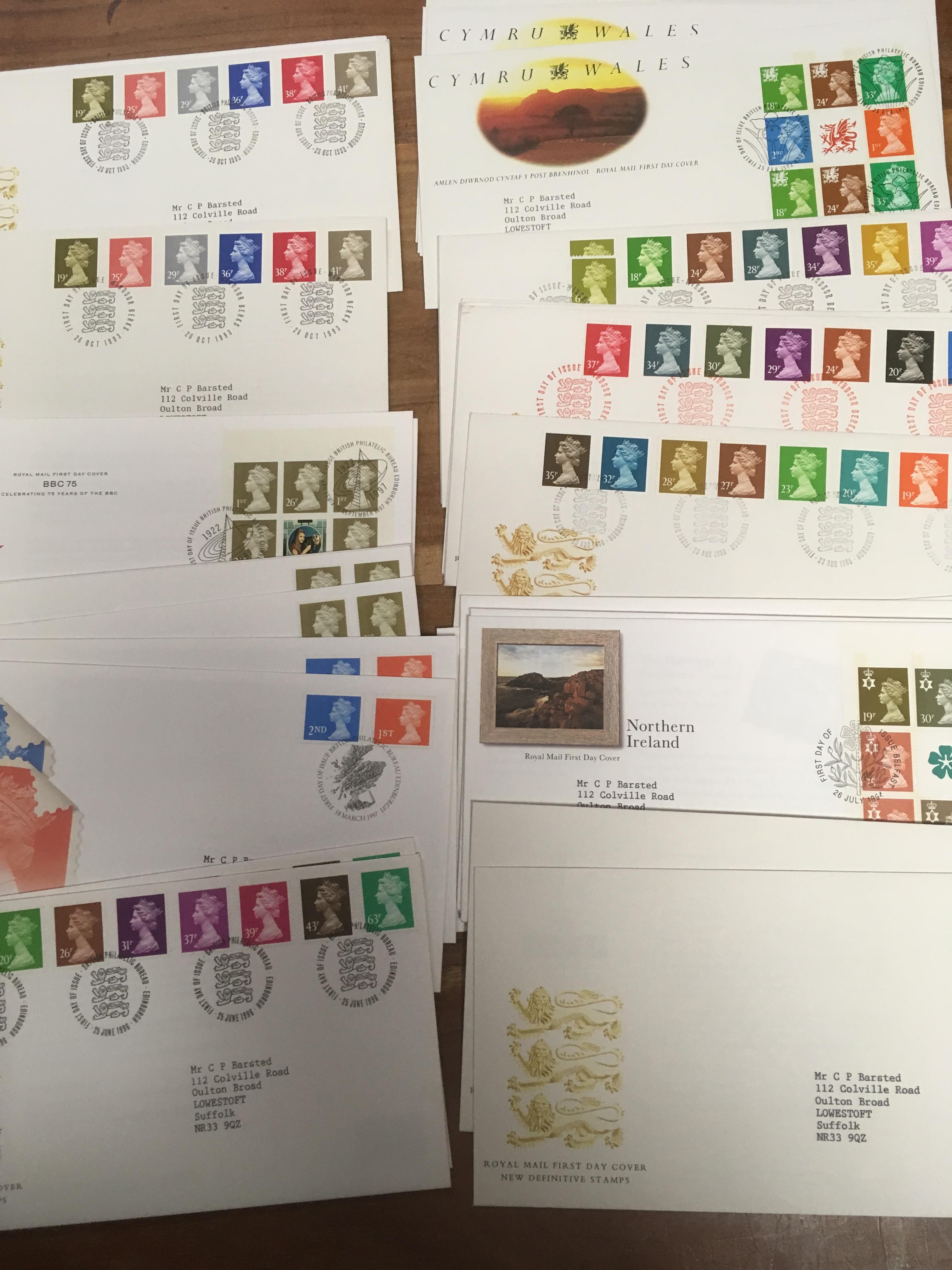 BOX WITH GB FIRST DAY COVERS IN TWO ALBUMS AND LOOSE, - Image 3 of 4