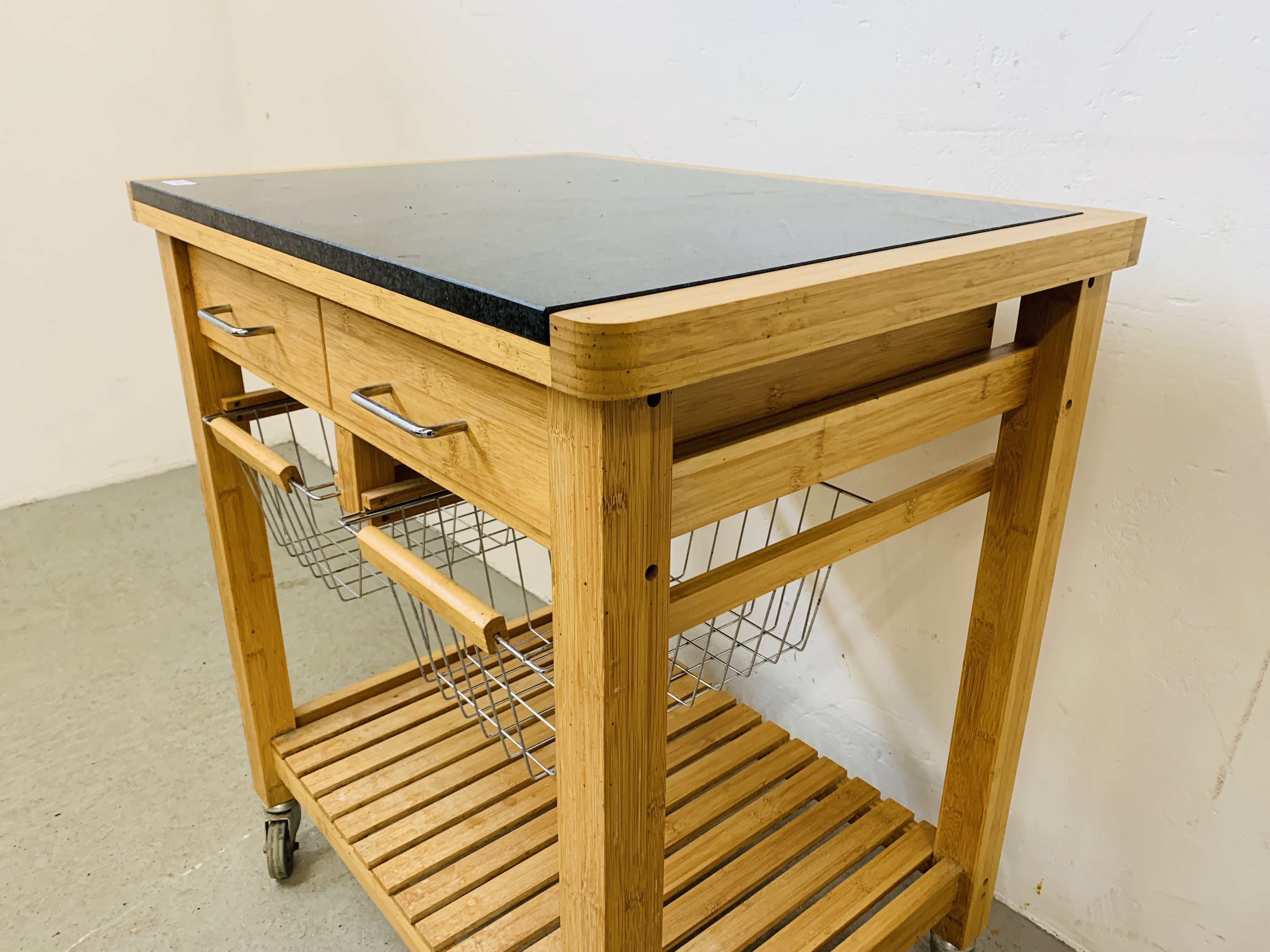 A TWO DRAWER KITCHEN WORKSTATION WITH SOLID GRANITE PREPARATION TOP, WHEELED. - Image 3 of 12
