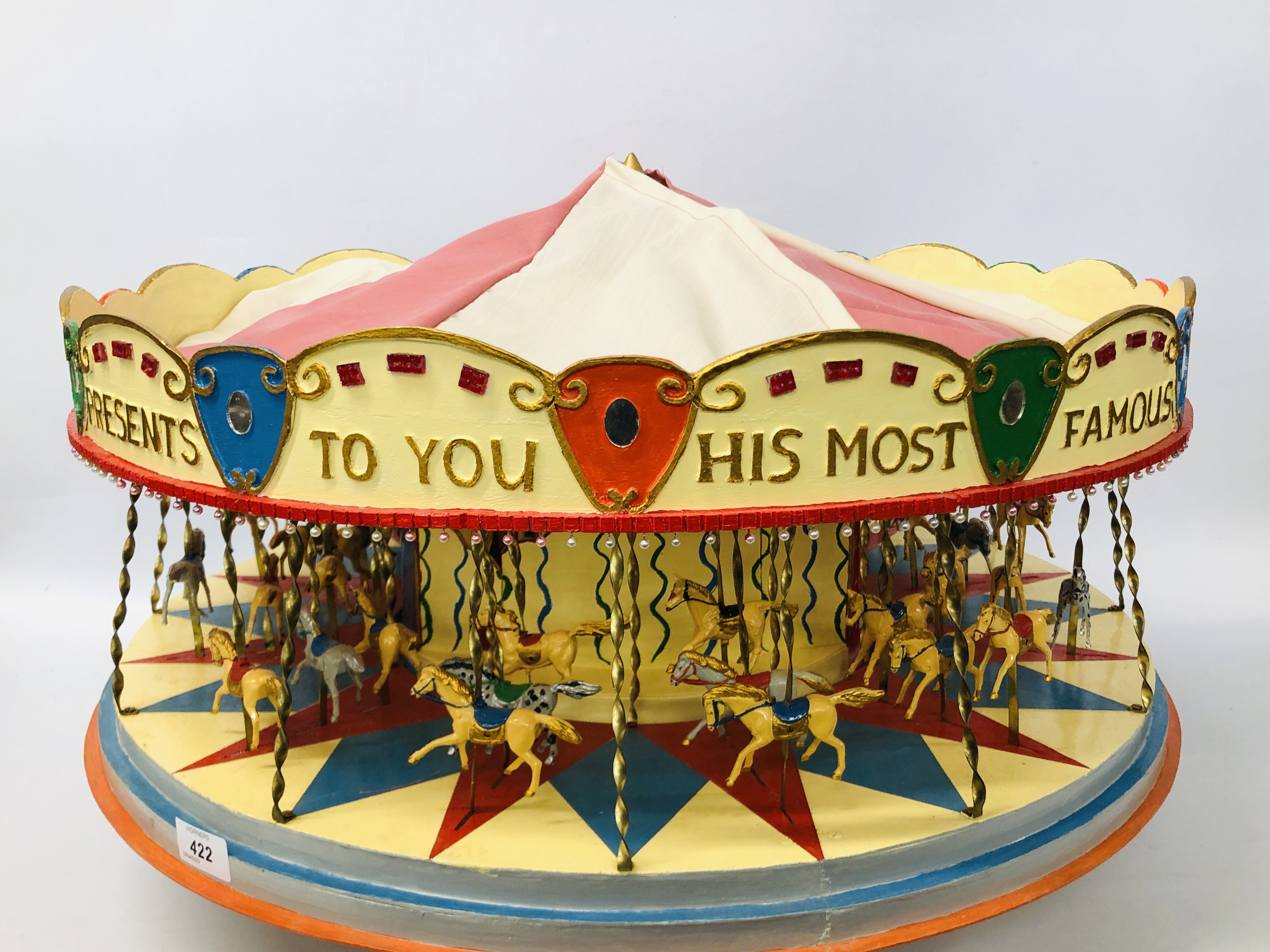 A VINTAGE HANDCRAFTED WOODEN MODEL OF A FAIRGROUND CAROUSEL WITH MOTORISED ACTION AND LIGHTS - - Image 5 of 10