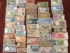 PACKET OF MIXED BANKNOTES, MIDDLE EAST, KENYA, CHINA ETC (APPROX 135).