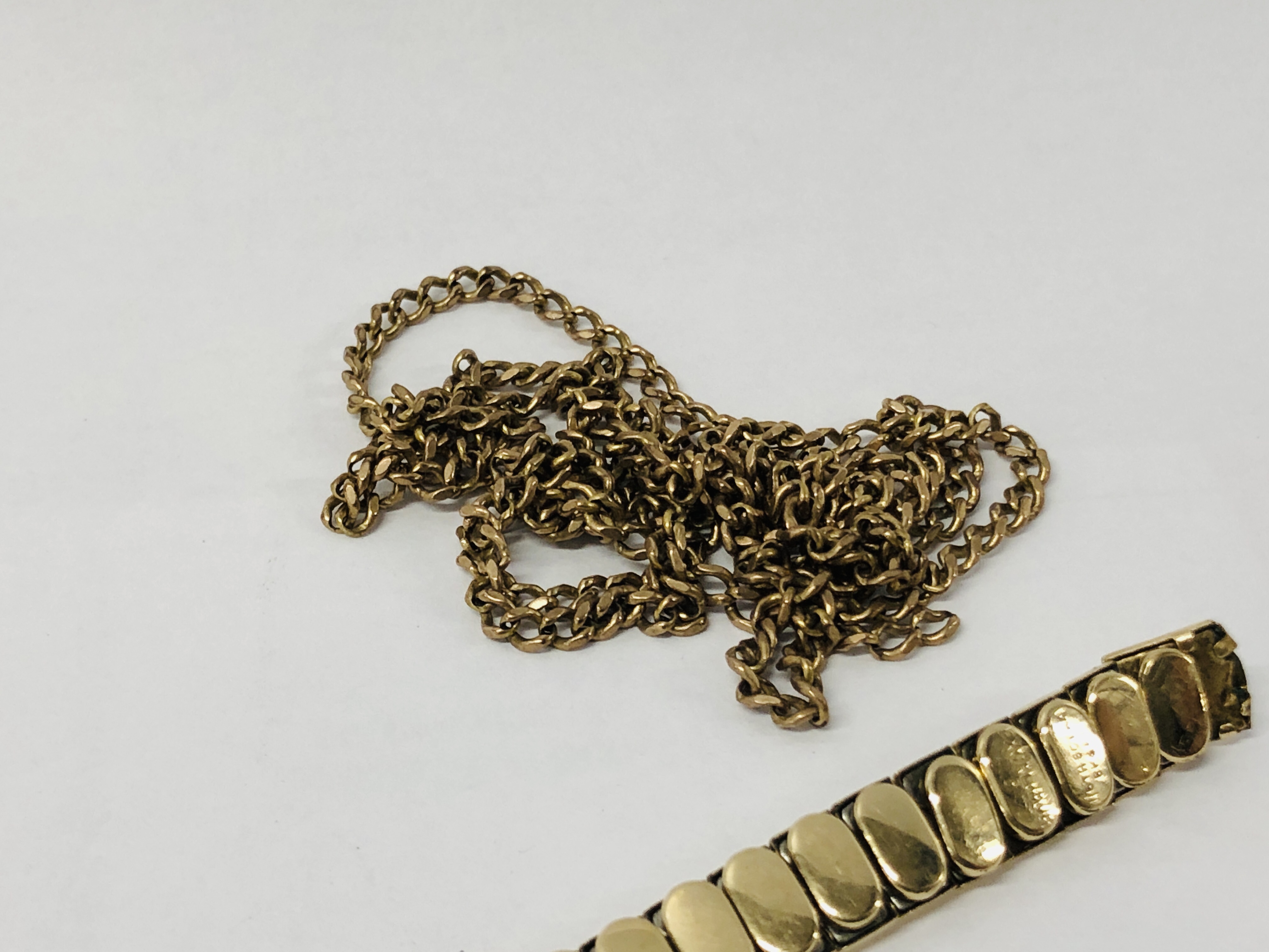 A VINTAGE GOLD PLATED BANGLE, ROLLED GOLD WATCH STRAP, YELLOW METAL CHAIN A/F. - Image 7 of 13