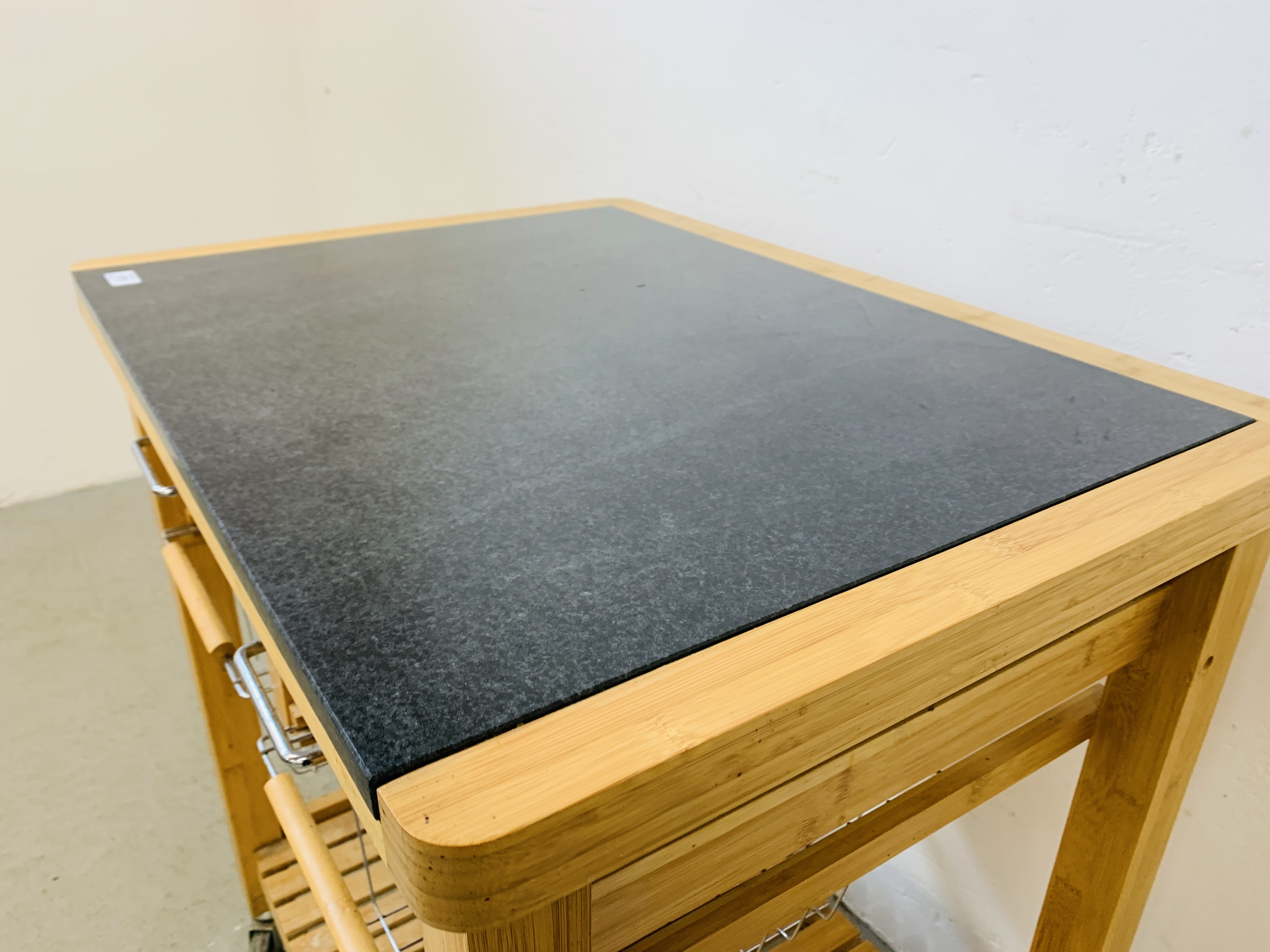 A TWO DRAWER KITCHEN WORKSTATION WITH SOLID GRANITE PREPARATION TOP, WHEELED. - Image 5 of 12