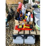 SHED TOOLS AND SUNDRIES TO INCLUDE 2 X 2 TONNE HYDRAULIC TROLLEY JACKS,