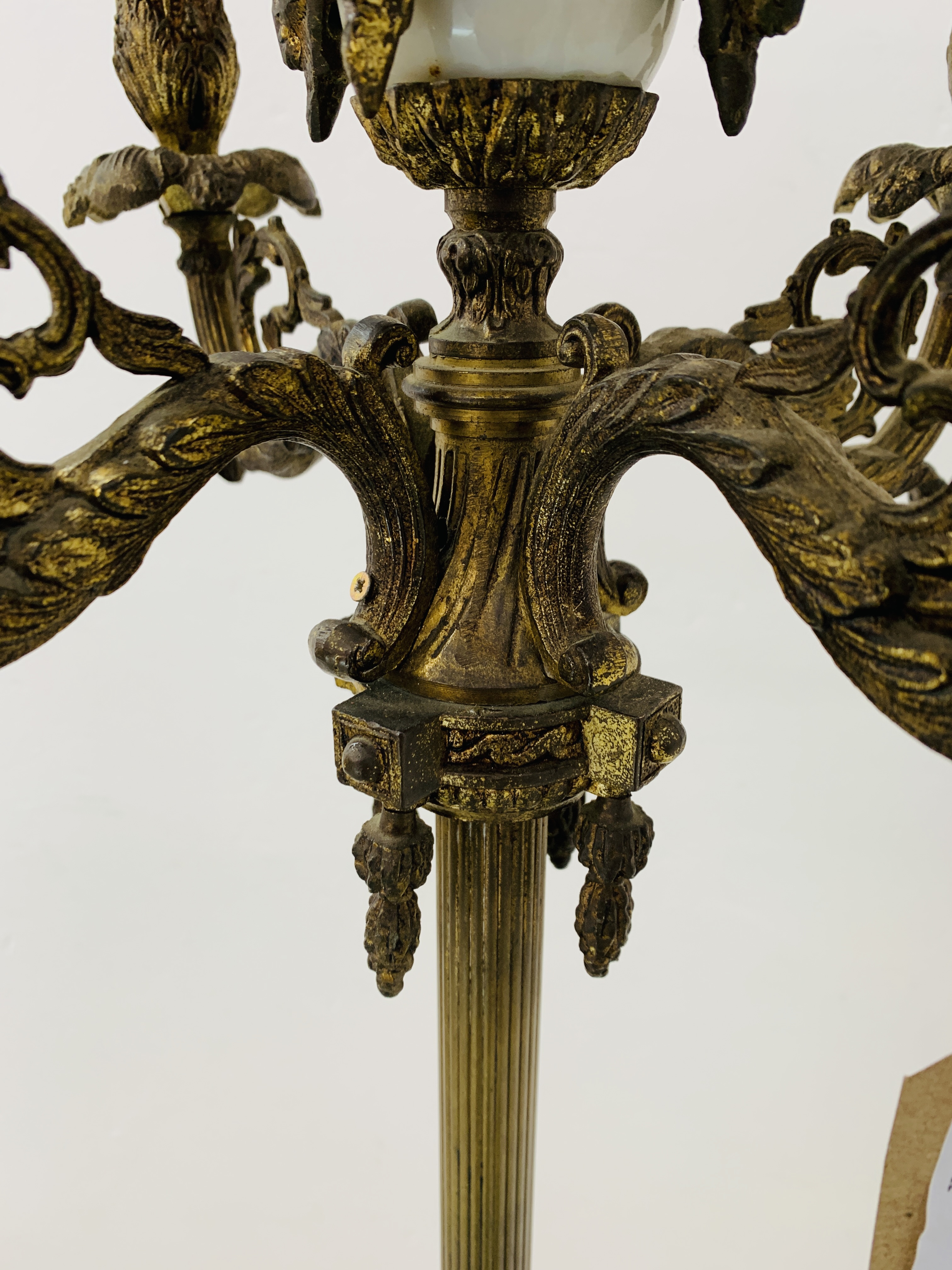 A CORINTHIAN COLUMN FLOOR STANDING FIVE BRANCH LAMP STANDARD THE BASE WITH MARBLE PLATFORM AND CLAW - Image 5 of 12