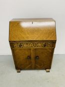 1940'S OAK FINISH SINGLE DRAWER BUREAU WITH CUPBOARD BASE WIDTH 76CM. DEPTH 44CM. HEIGHT 100CM.