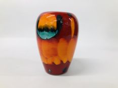 POOLE POTTERY 'VOLCANO' CONCAVE 17CM VASE WITH ORIGINAL BOX.