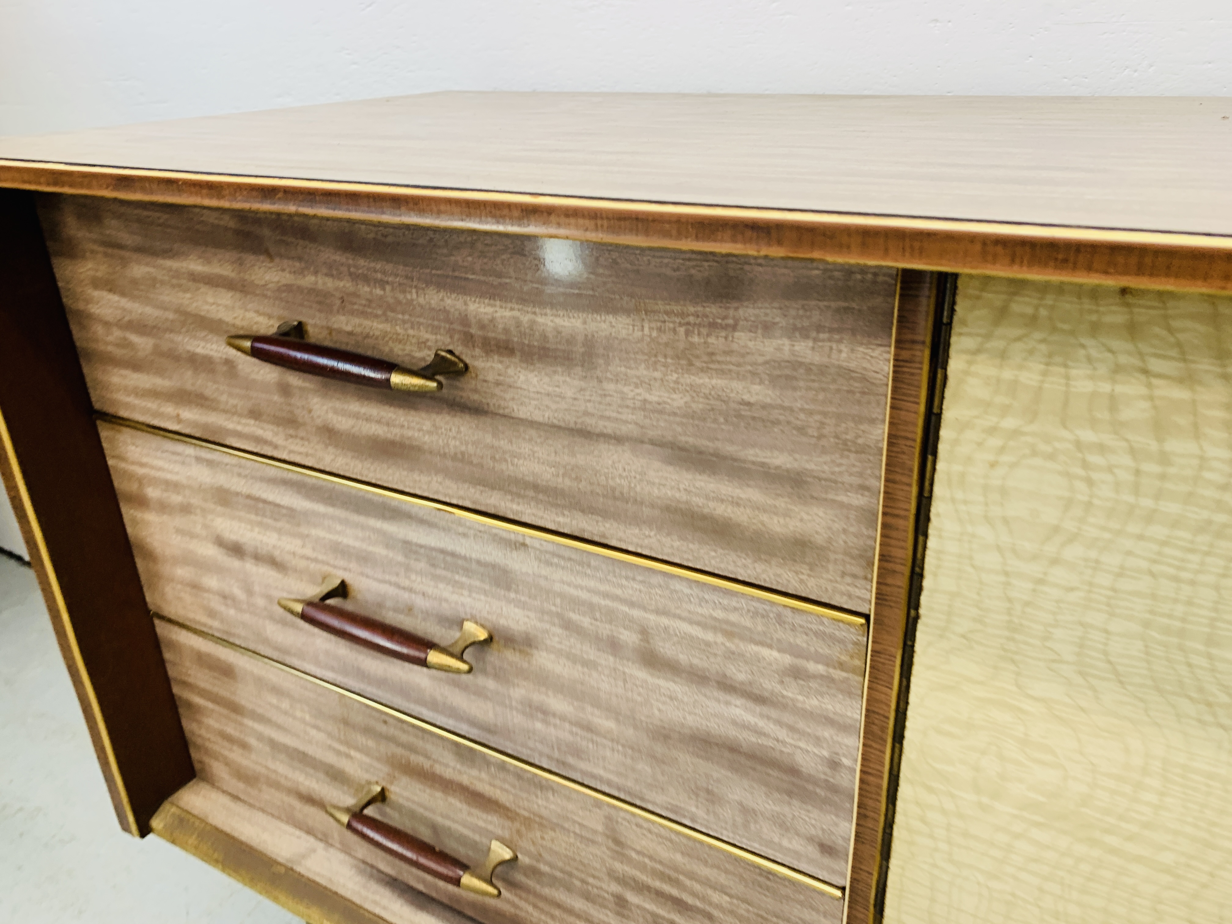 A MID C20th HOME MAKER SIDEBOARD THREE DRAWER CABINET COMBINATION WIDTH 136CM. DEPTH 45CM. - Image 7 of 9