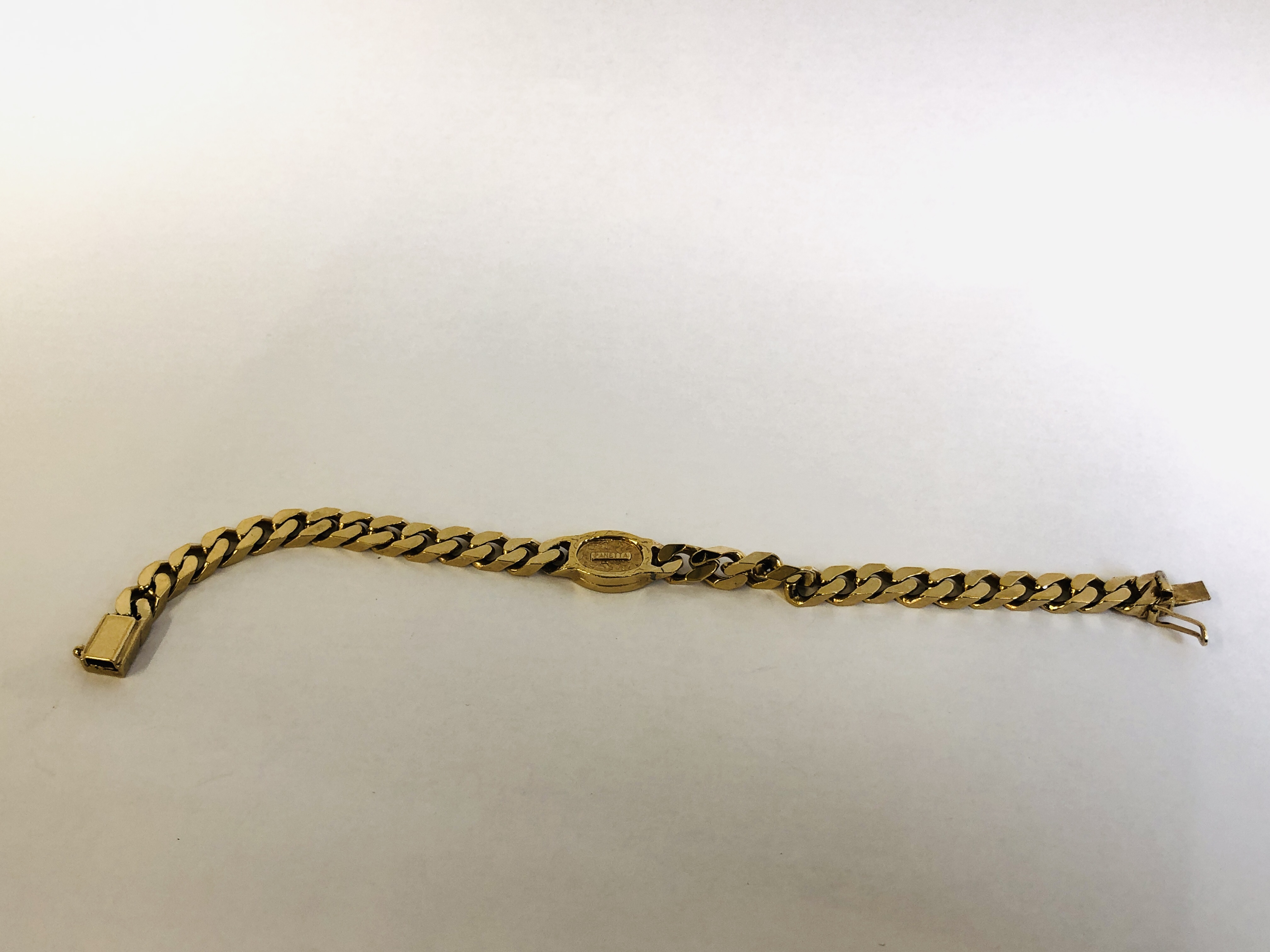 A GOLD TONE COSTUME BRACELET MARKED "PANETTA" ALONG WITH AN UNMARKED ROPE TWIST NECKLACE. - Image 9 of 13