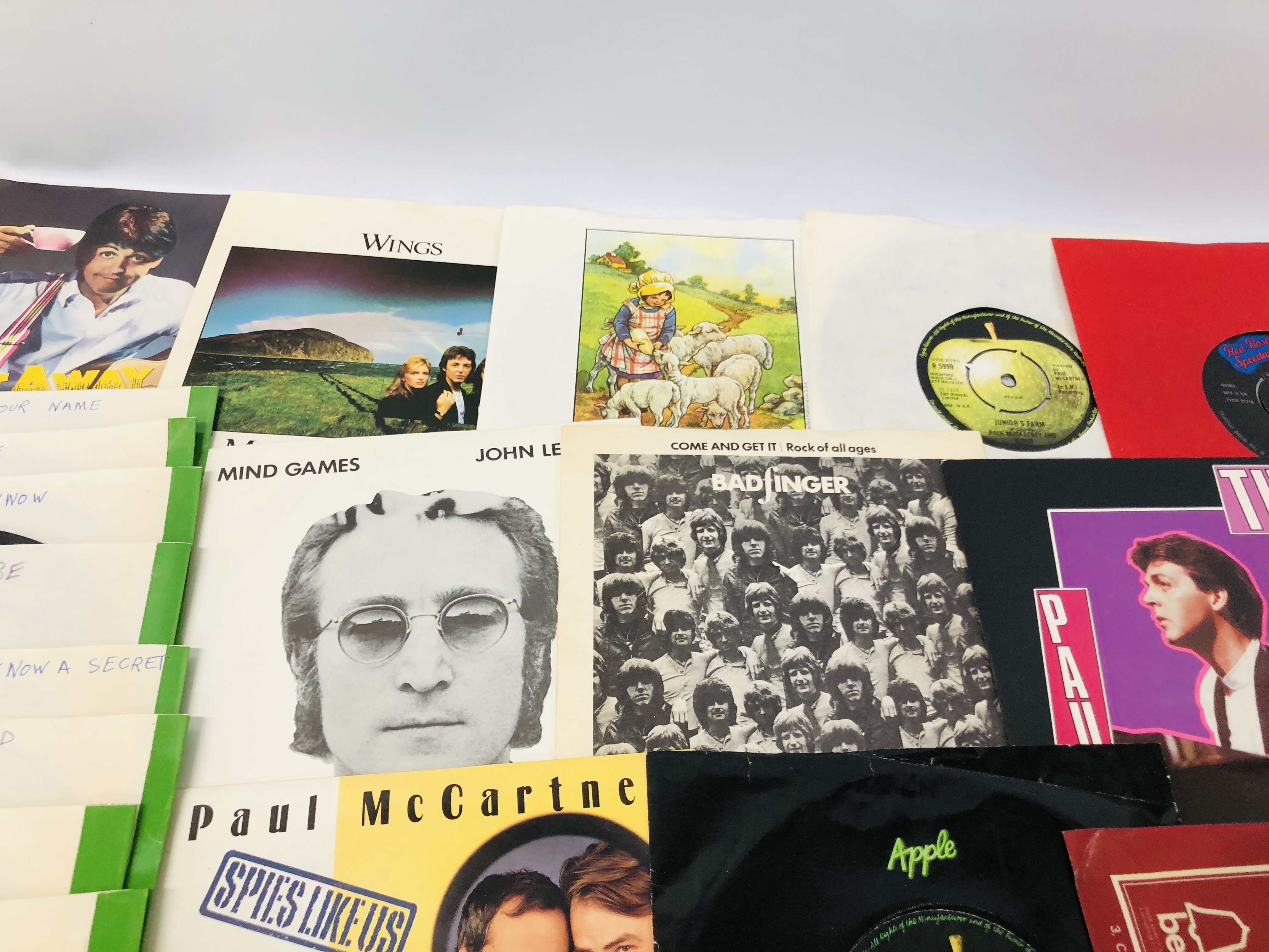 CASE CONTAINING APPROX 60 SINGLES RECORDS RELATING TO THE BEATLES AND PAUL McCARTNEY TO INCLUDE - Image 4 of 10