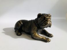 (R) LYING BULLDOG FIGURE