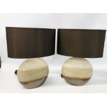 A PAIR OF MODERN DESIGNER POTTERY TABLE LAMPS HEIGHT 50CM - SOLD AS SEEN.