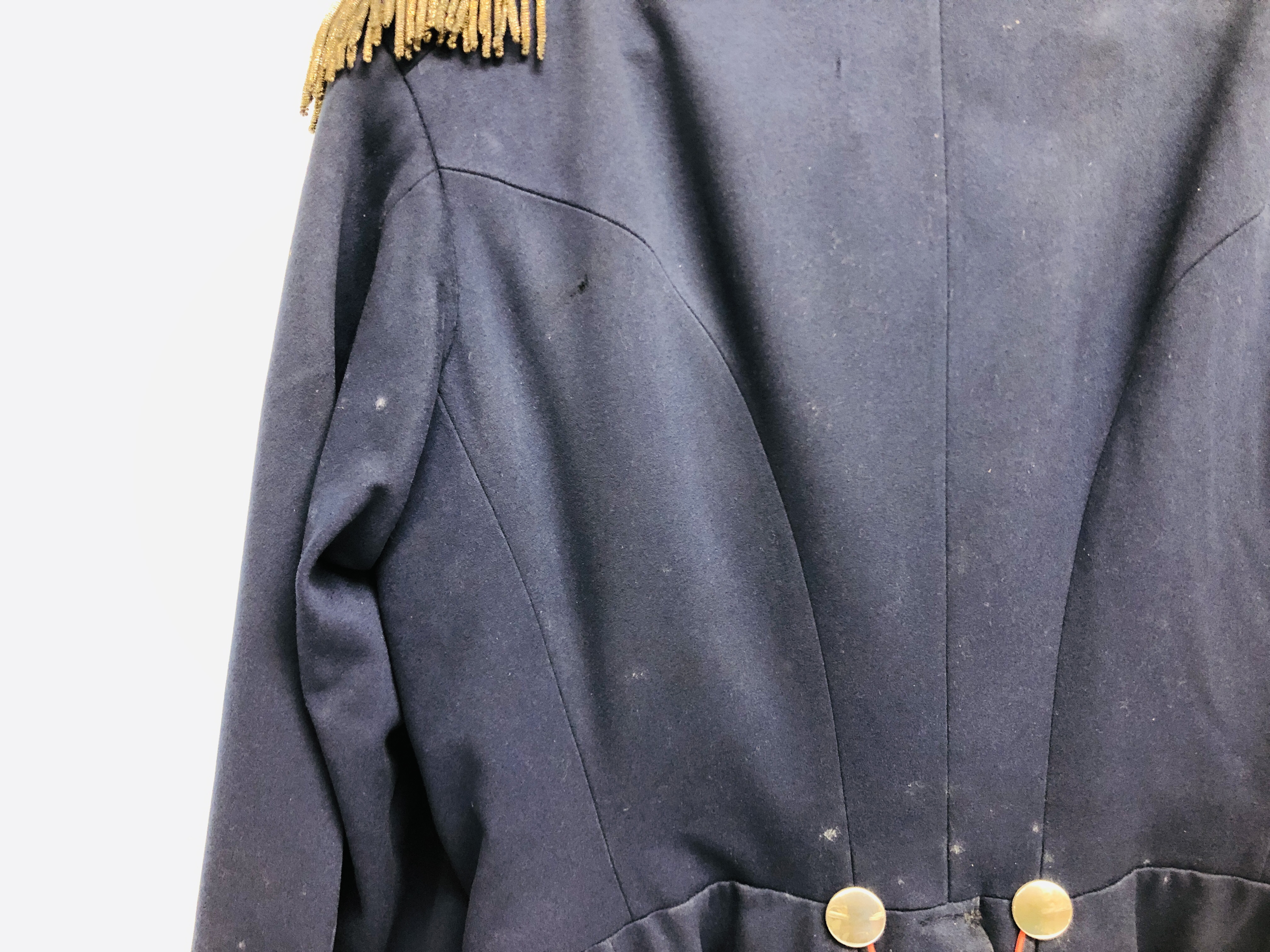 A GERMAN INFANTRY OFFICERS JACKET IN NAVY CLOTH, - Image 23 of 32