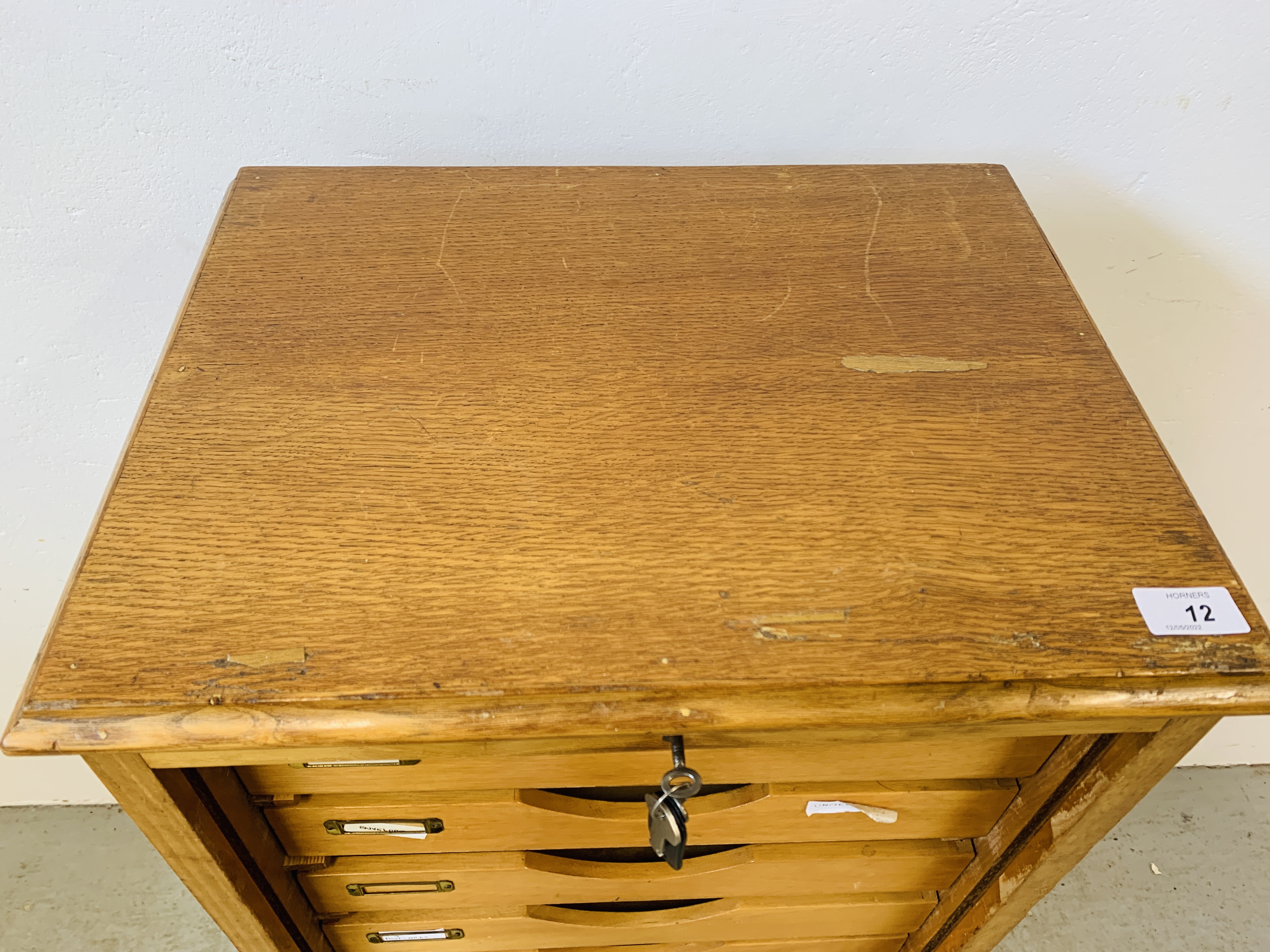 A VINTAGE HARDWOOD TAMBOUR FRONT MULTI DRAWER FILING CABINET W 48CM, D 36CM, H 111CM. - Image 12 of 13