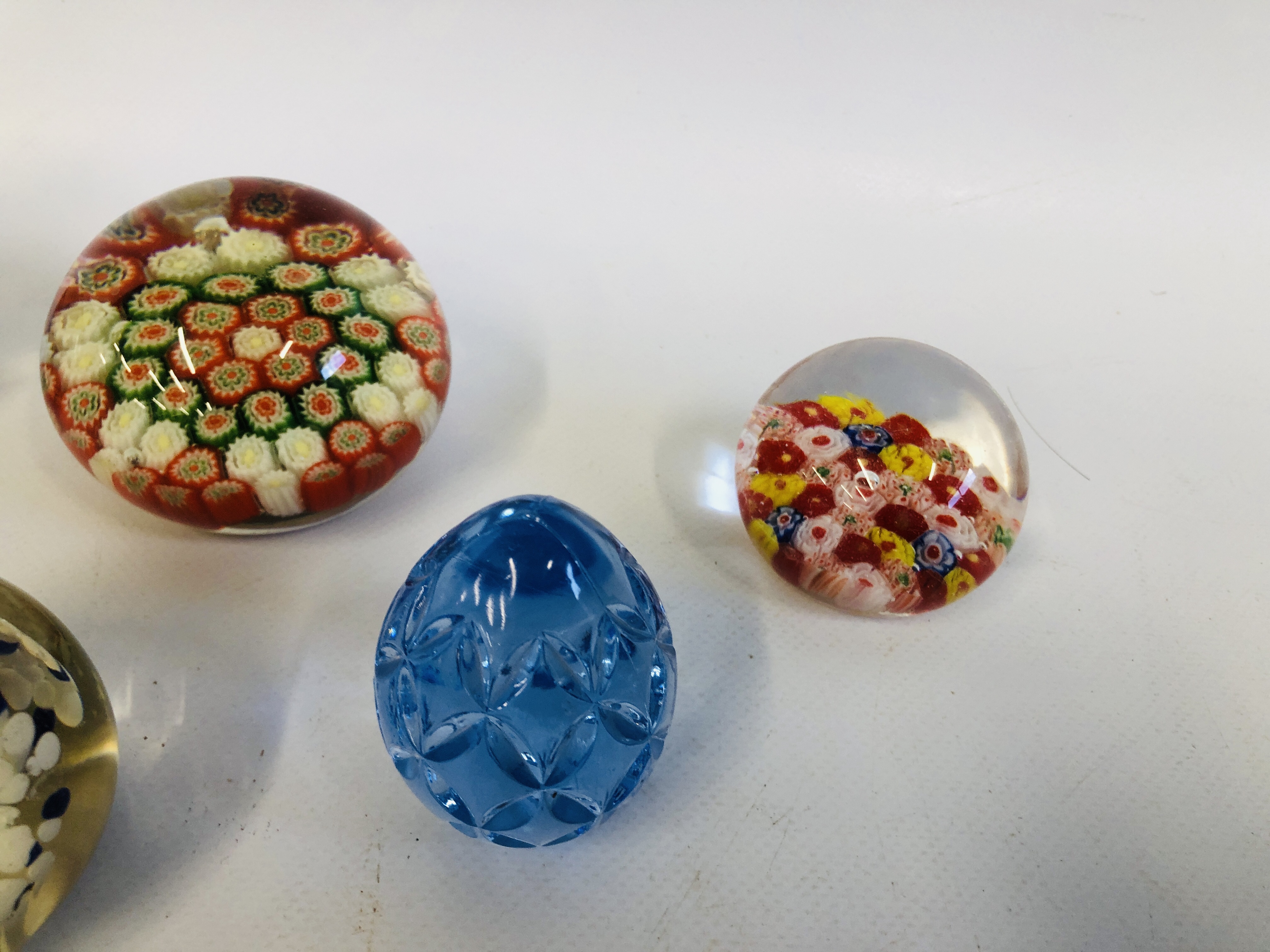6 X ART GLASS PAPERWEIGHTS TO INCLUDE MILLEFIORI, ETC. - Image 4 of 4