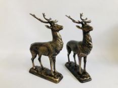 (R) 2 DEER FIGURES