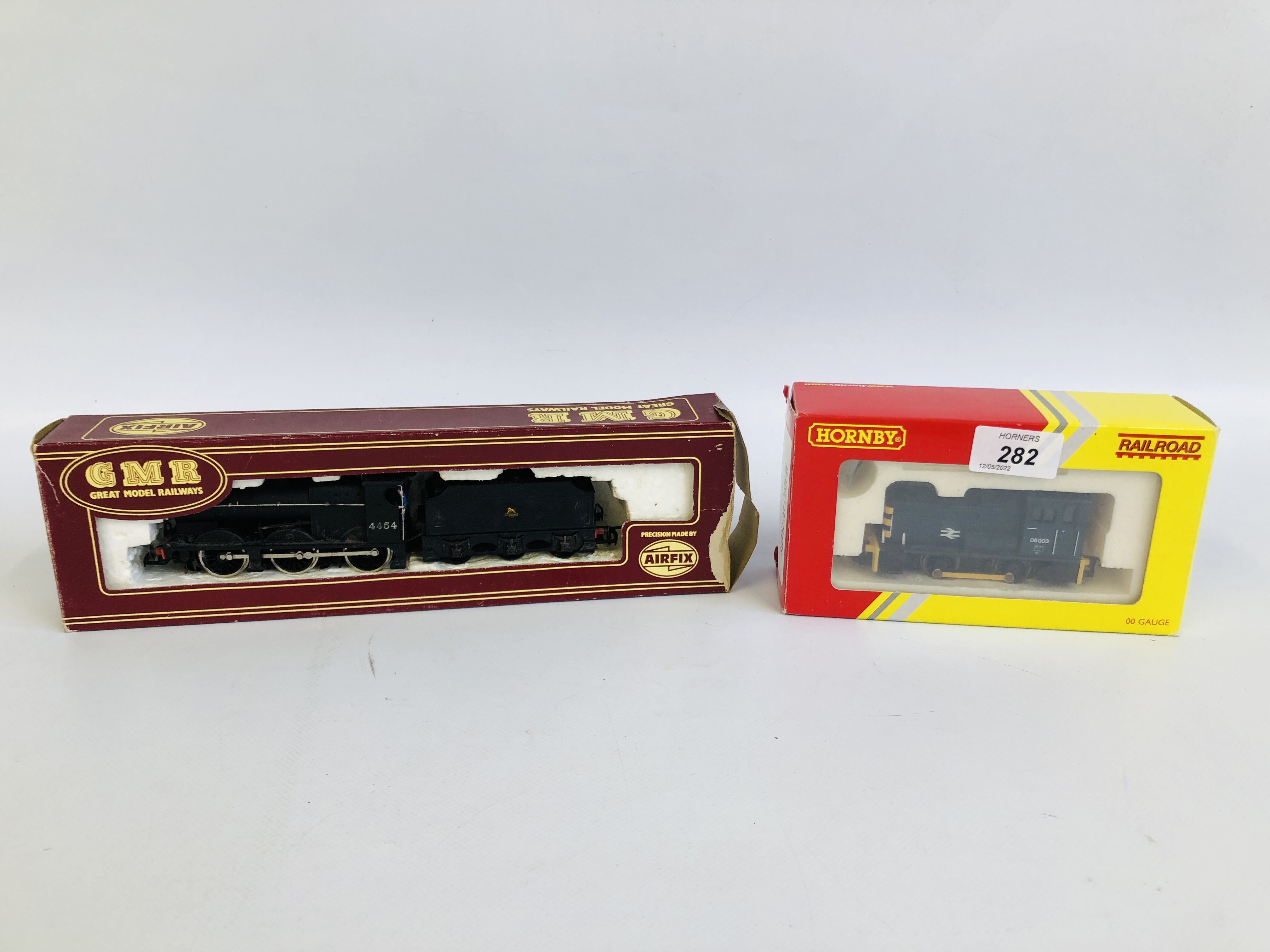 HORNBY 00 GAUGE 06003 LOCOMOTIVE BOXED AND AIRFIX GMR 4454 LOCOMOTIVE AND TENDER BOXED