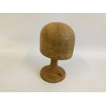 VINTAGE HARDWOOD MILLINERY HAT BLOCK/FORM