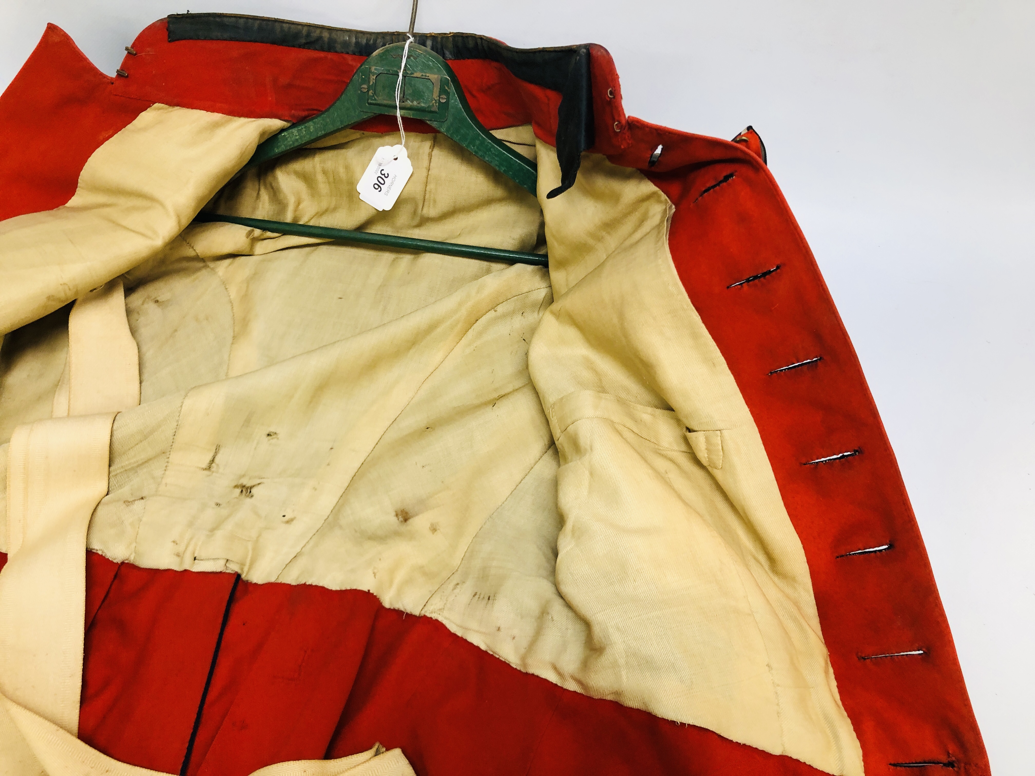 A GERMAN INFANTRY OFFICERS JACKET IN NAVY CLOTH, - Image 31 of 32