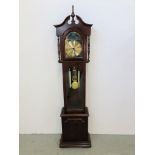 A REPRODUCTION OAK FINISHED GRANDDAUGHTER CLOCK WITH DECORATIVE GILT FACE W 59CM X H 157CM.