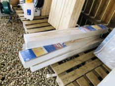 5 X PACKS OF WICKES REAL WOOD FLOORING NATURAL OAK (6 BOARDS PER PACK COVERING 1.06 M²).