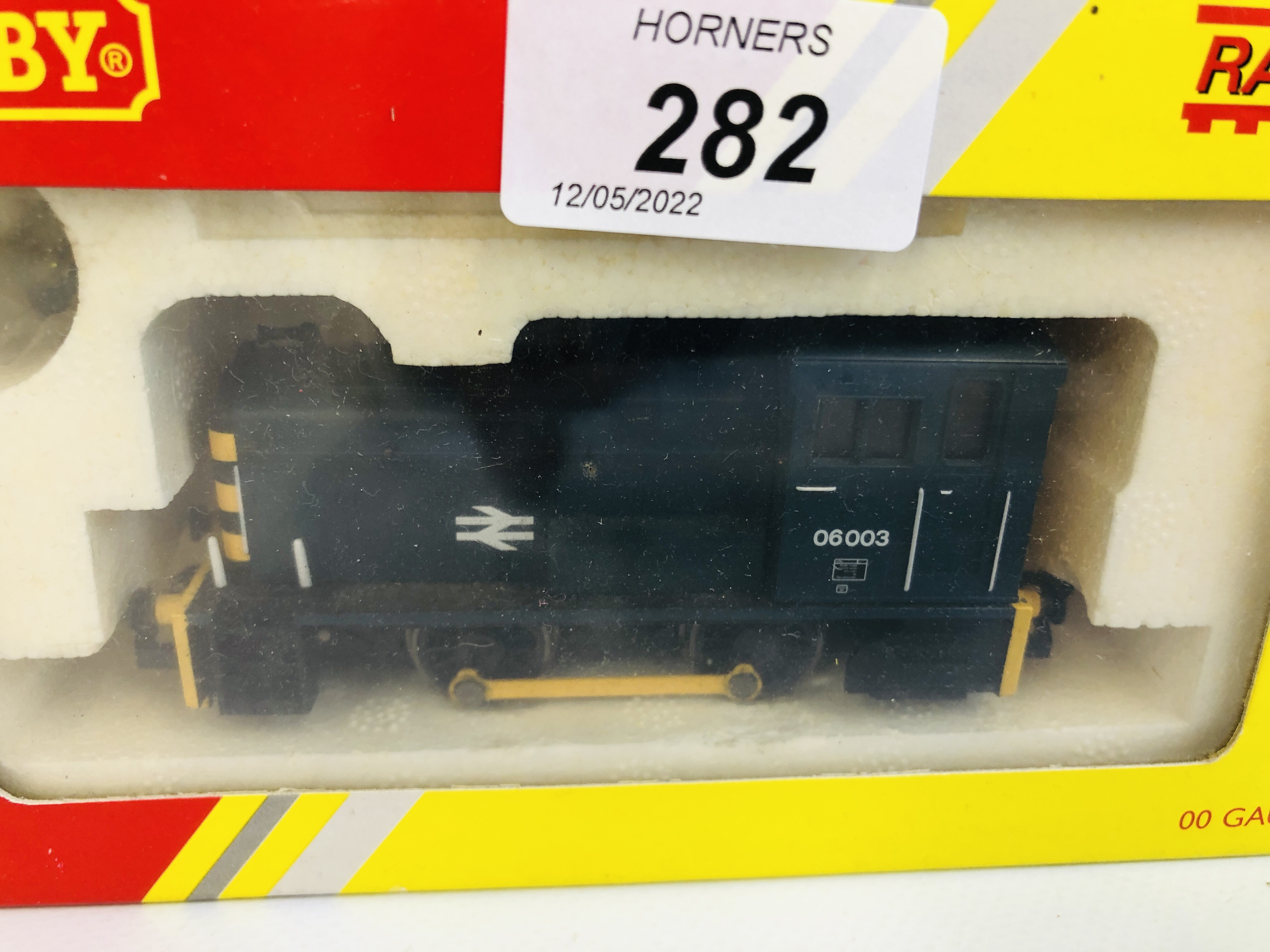 HORNBY 00 GAUGE 06003 LOCOMOTIVE BOXED AND AIRFIX GMR 4454 LOCOMOTIVE AND TENDER BOXED - Image 4 of 4