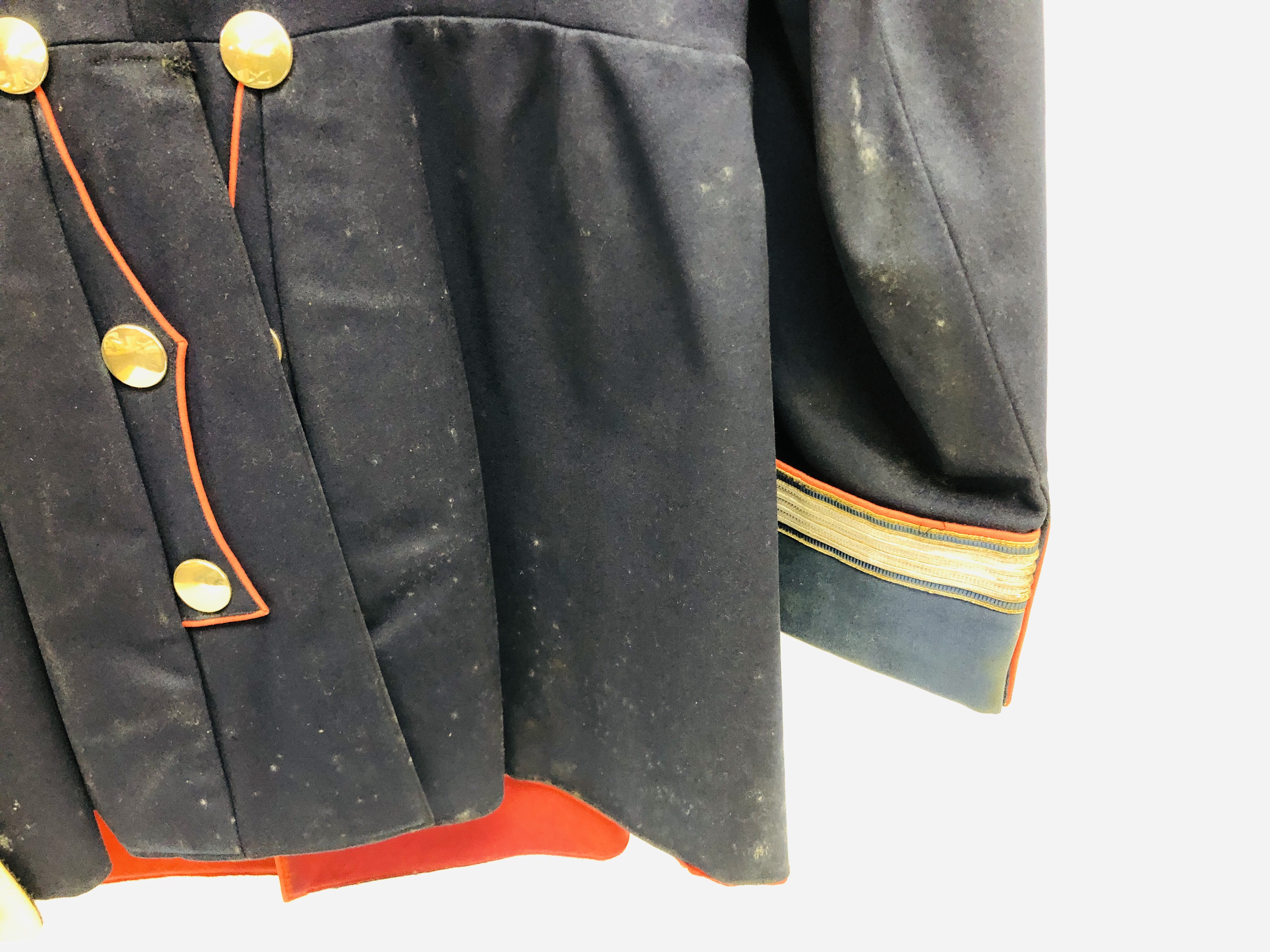 A GERMAN INFANTRY OFFICERS JACKET IN NAVY CLOTH, - Image 27 of 32