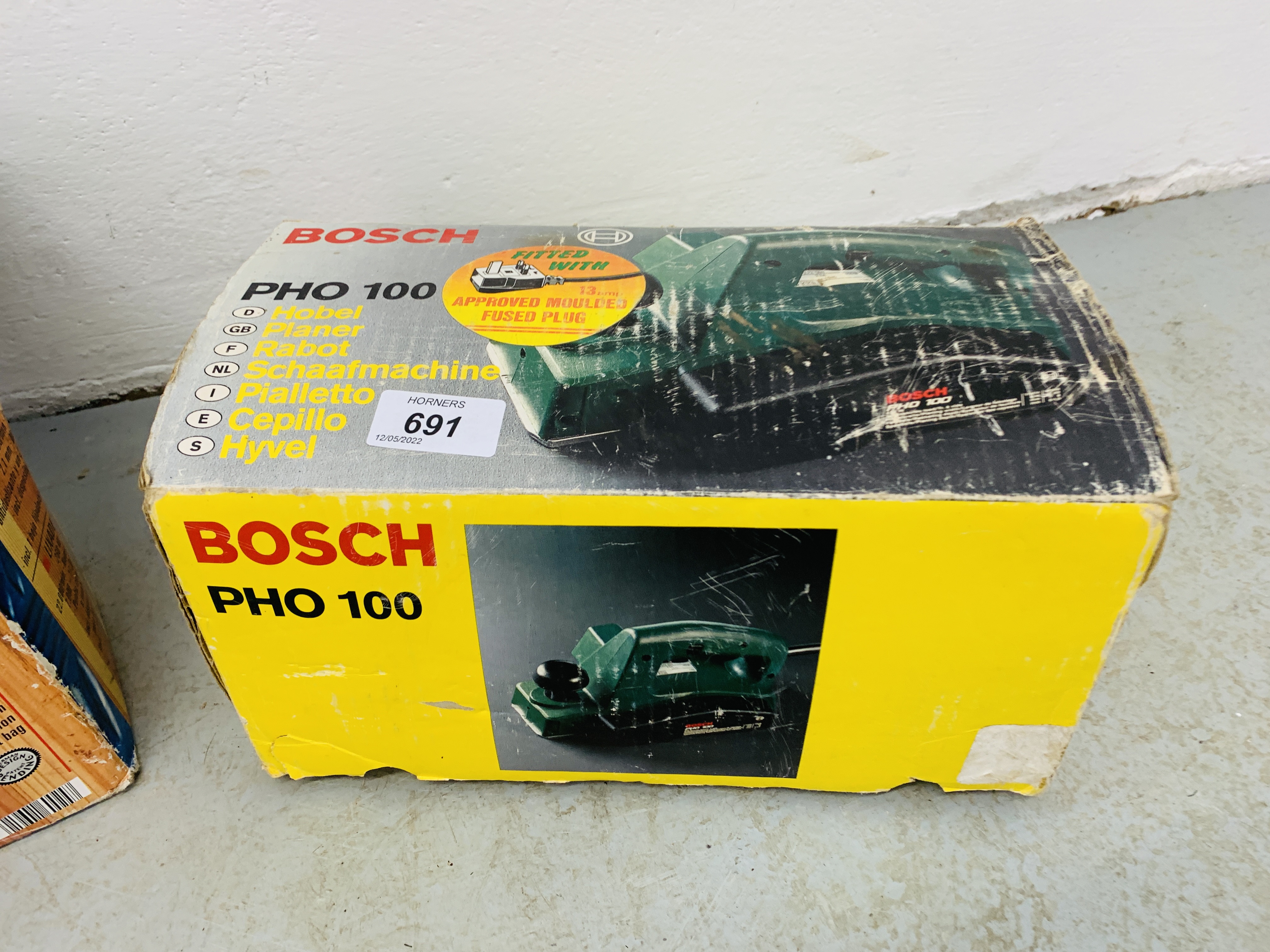 BOSCH PHO 100 ELECTRIC PLANER AND TWO PARKSIDE ELECTRIC ORBITAL SANDERS - SOLD AS SEEN - Image 2 of 6